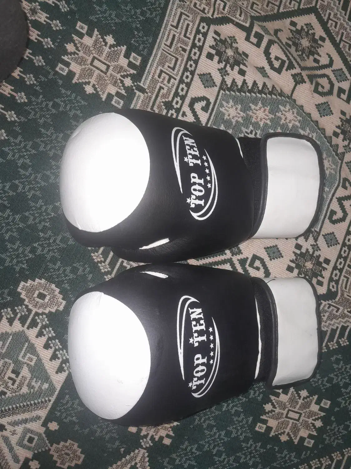 دستکش بکس|تجهیزات ورزشی|شاهین‌شهر, گزبرخوار|دیوار