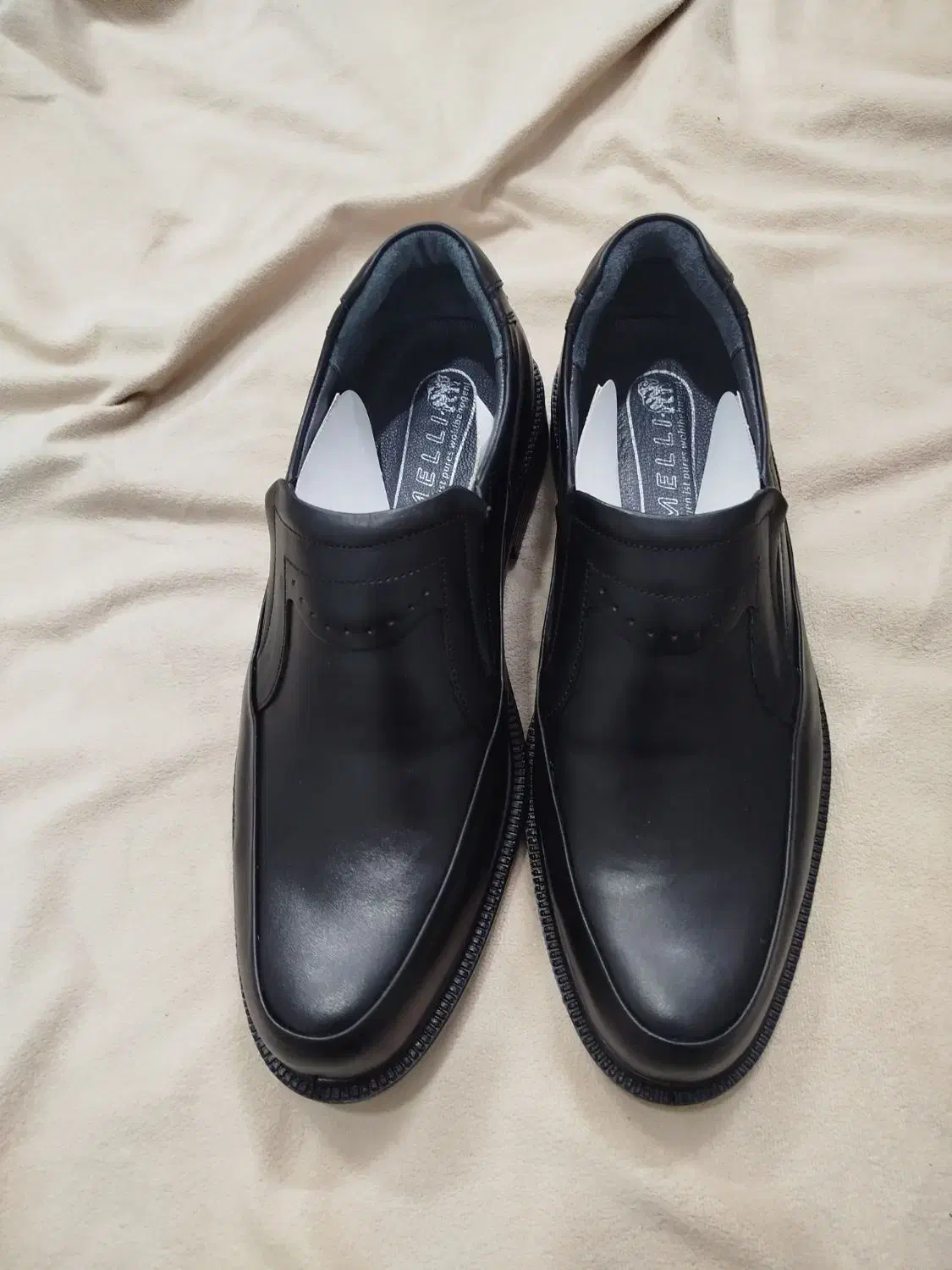 کفش|کیف، کفش، کمربند|مشهد, خواجه ربیع|دیوار