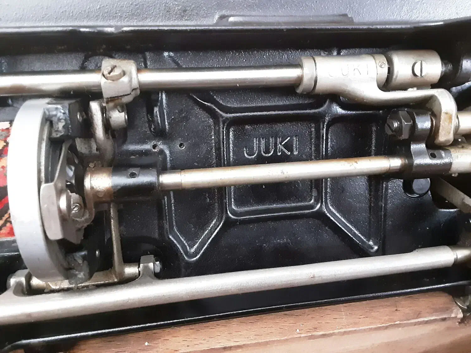 چرخ خیاطی ژاپنی قدیمی|کلکسیون اشیاء عتیقه|تهران, کوی بیمه|دیوار