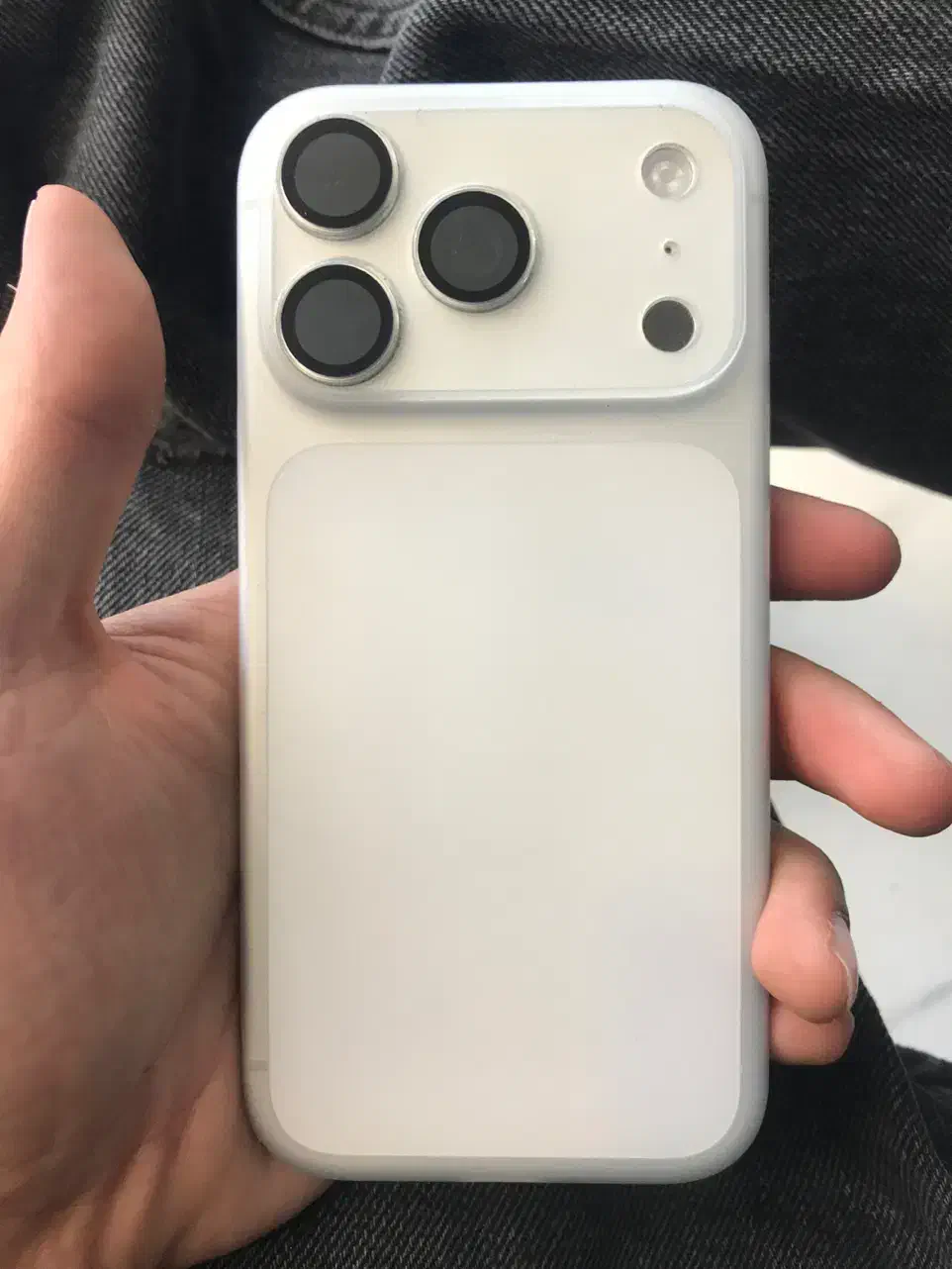 ۱۷پرو zaa|موبایل|تهران, زعفرانیه|دیوار