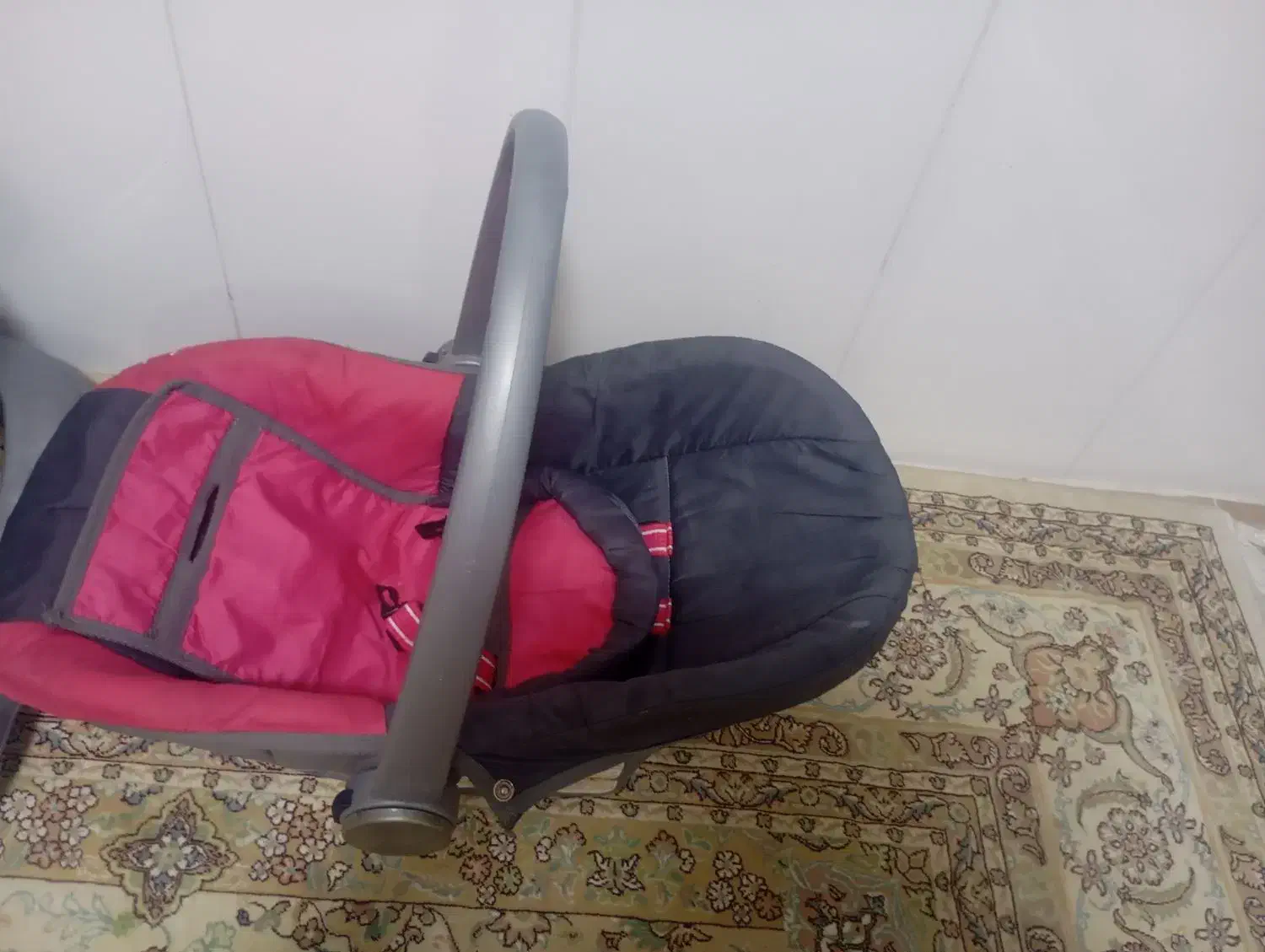 جاکفشی وکمد.کریر .گهواره و تاپ کودک|اسباب و اثاث بچه|جوانرود, |دیوار