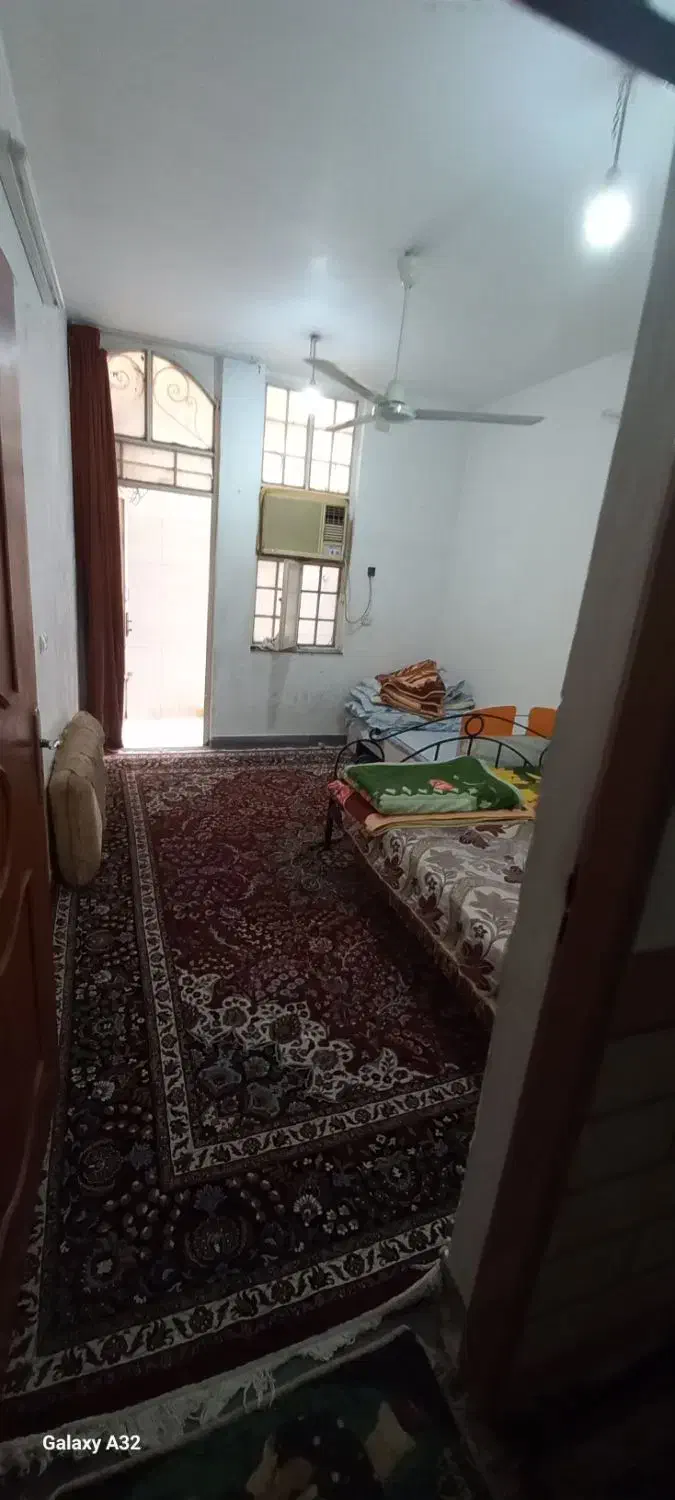 سویت با پارکینک چهارراه امام بعد از پاساژ مهستان|اجارهٔ کوتاه‌مدت آپارتمان و سوئیت|شوشتر, |دیوار