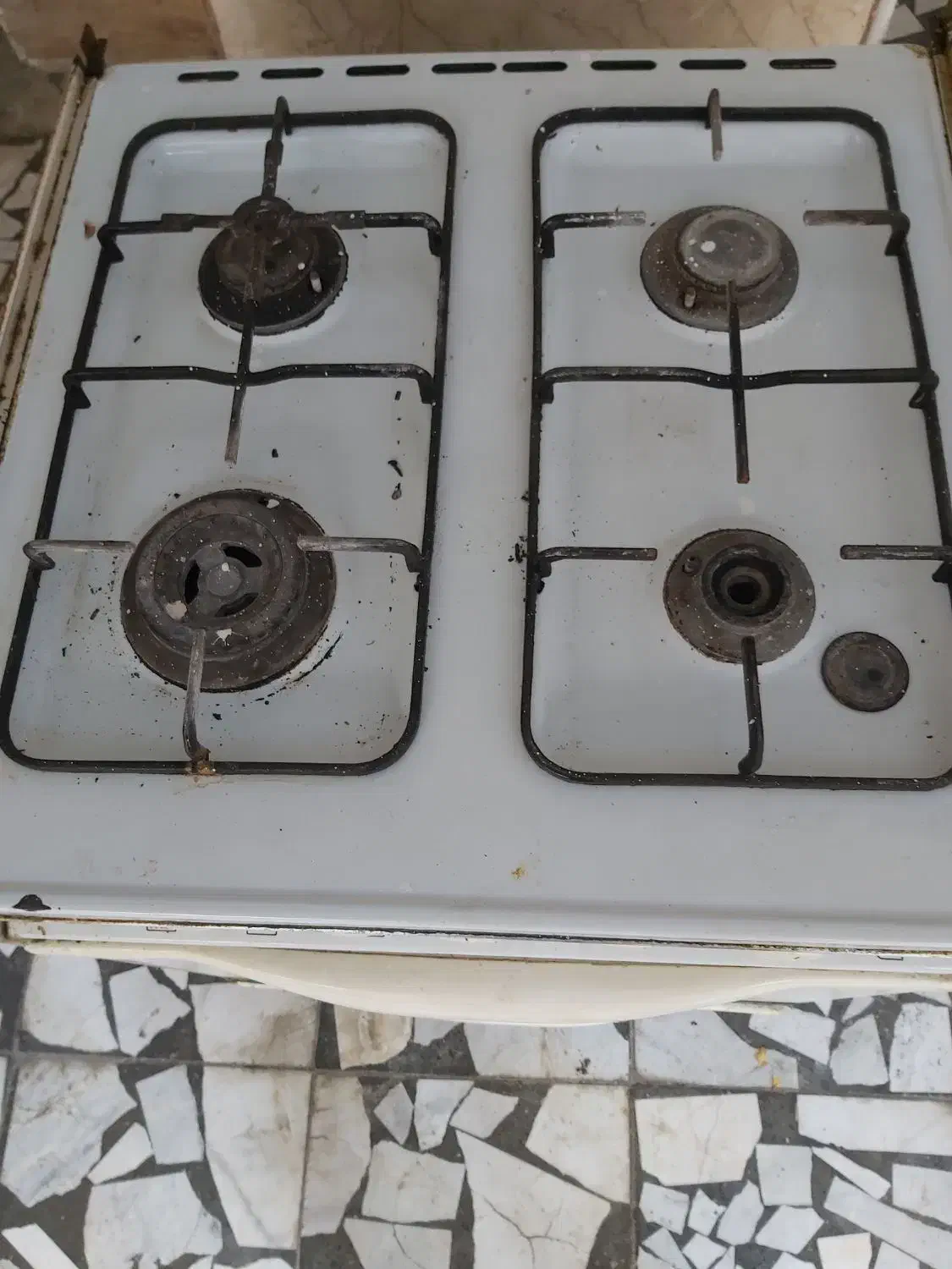 فرگاز ۴ شعله آردل در حد نو|اجاق گاز و لوازم برقی پختوپز|بابل, |دیوار