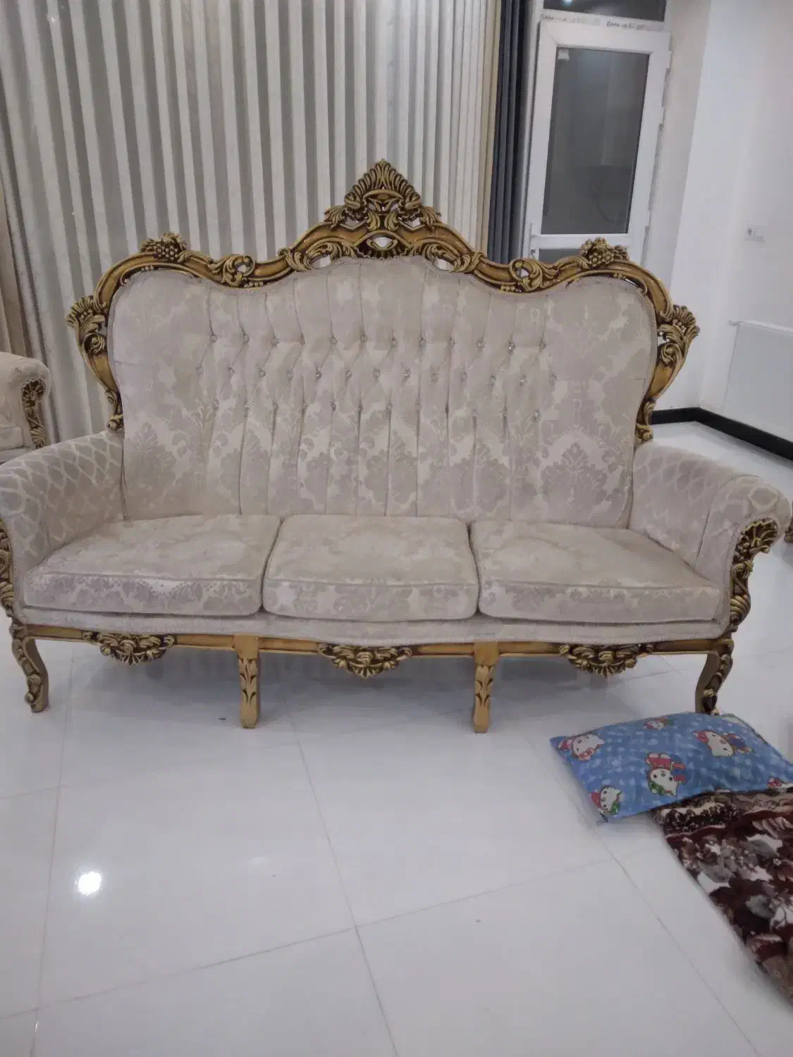 مبل سلطنتی ۷نفره سالم|مبلمان خانگی و میز عسلی|فردوسیه, |دیوار