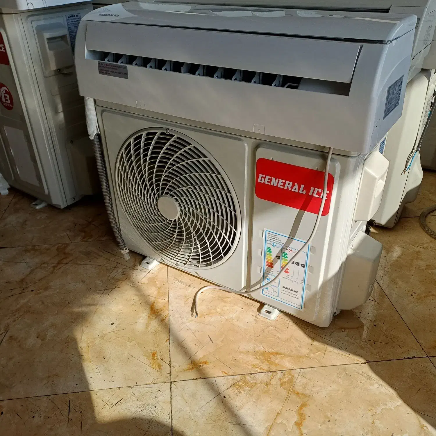 کولر گازی جنرال ایس ۱۲ هزار مشابه صفر کولرگازی|کولر گازی و فنکوئل|تهران, شهرک طالقانی|دیوار