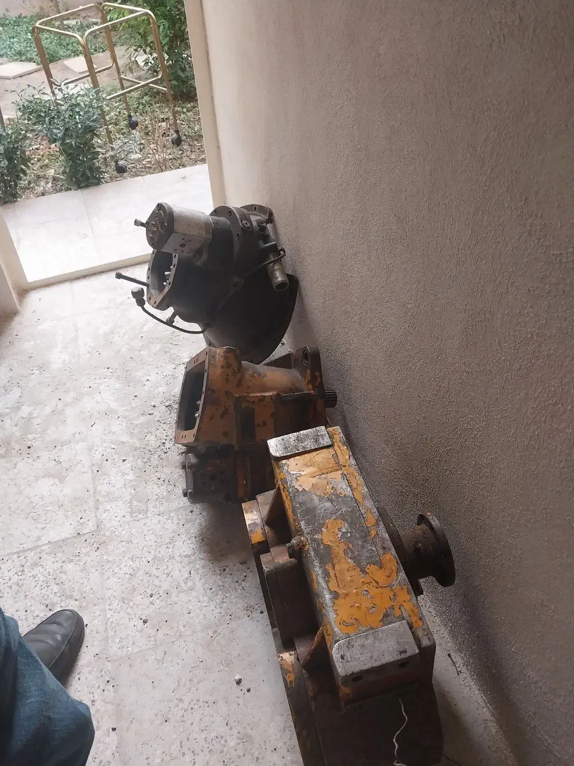 پمپ بتن و پمپ واسط و گیربکس استوک سالم|ماشینآلات صنعتی|تهران, خرمشهر|دیوار