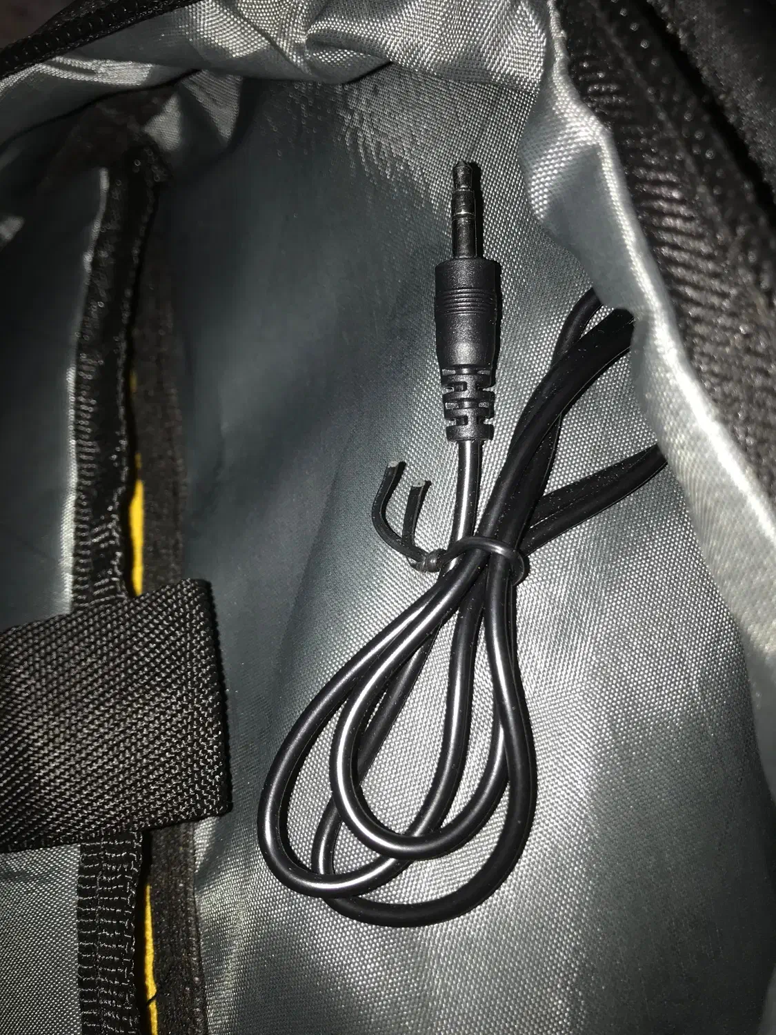 کوله پشتی نو اورجینال واقعی|کیف، کفش، کمربند|رشت, امین الضرب|دیوار