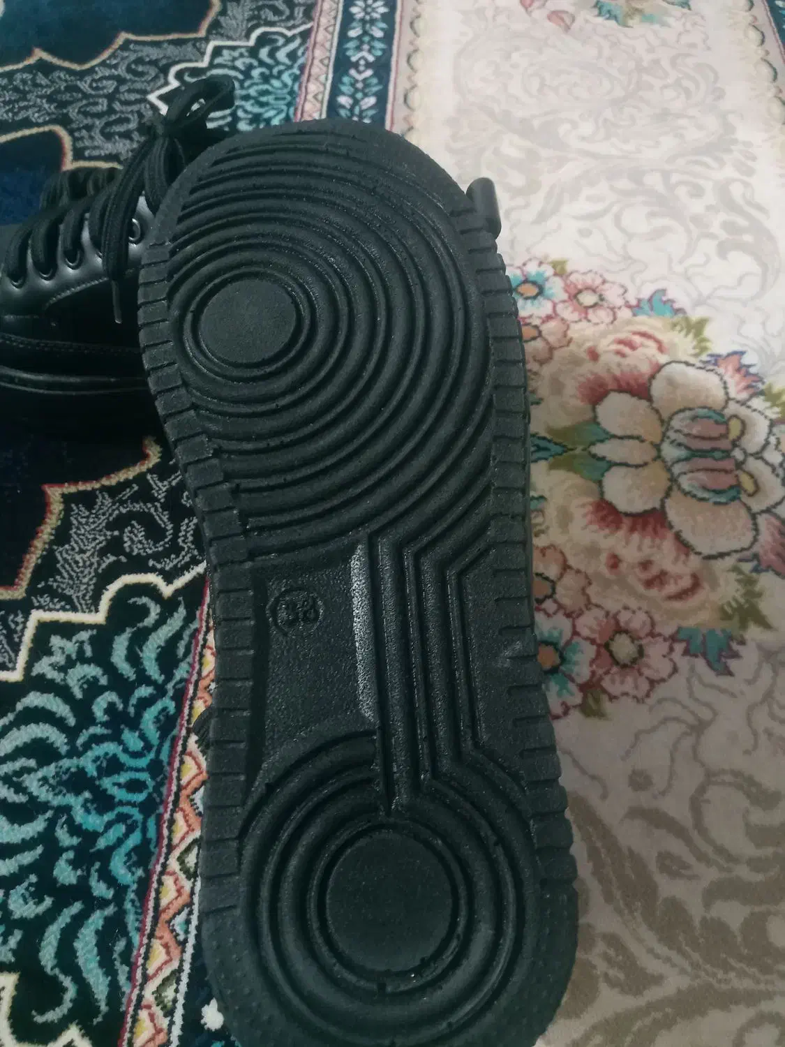 کفش|کیف، کفش، کمربند|ایذه, |دیوار