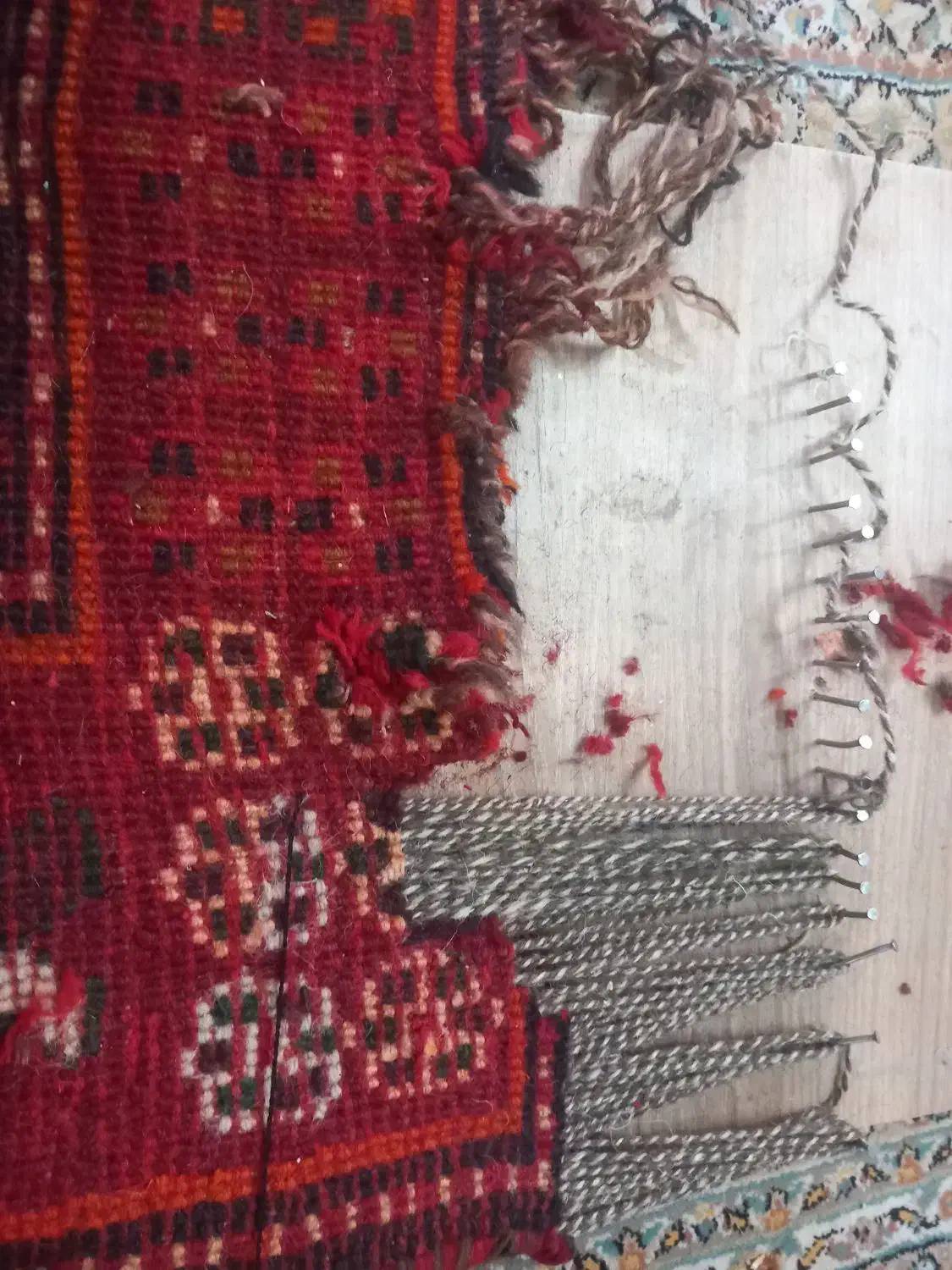 تعمیرات و خرید فرش دست بافت ماشینی|خدمات پیشه و مهارت|شیراز, بازار|دیوار