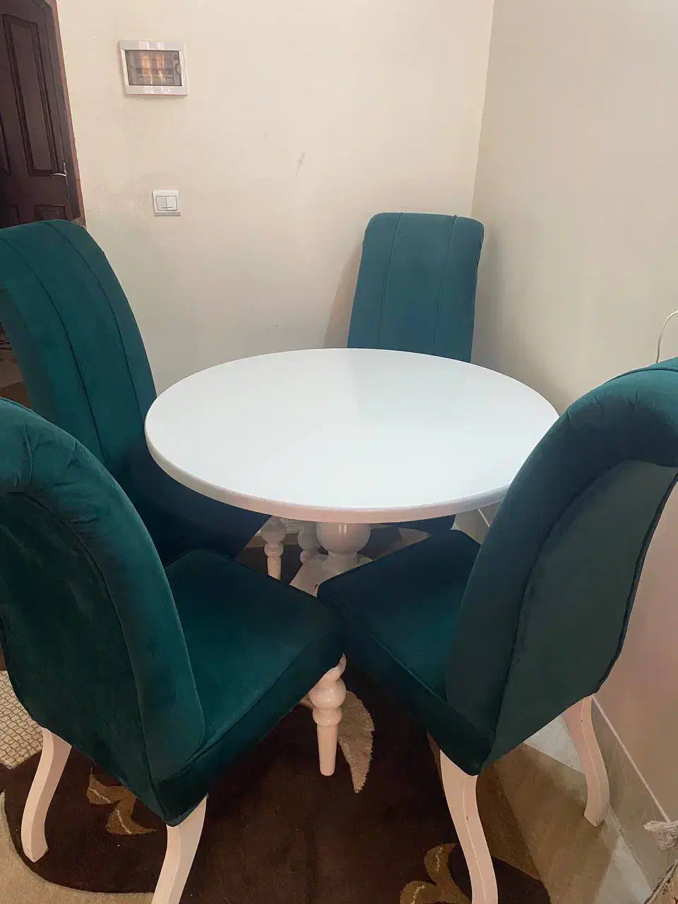 وسایل اشپزخانه|میز و صندلی غذاخوری|کاشمر, |دیوار