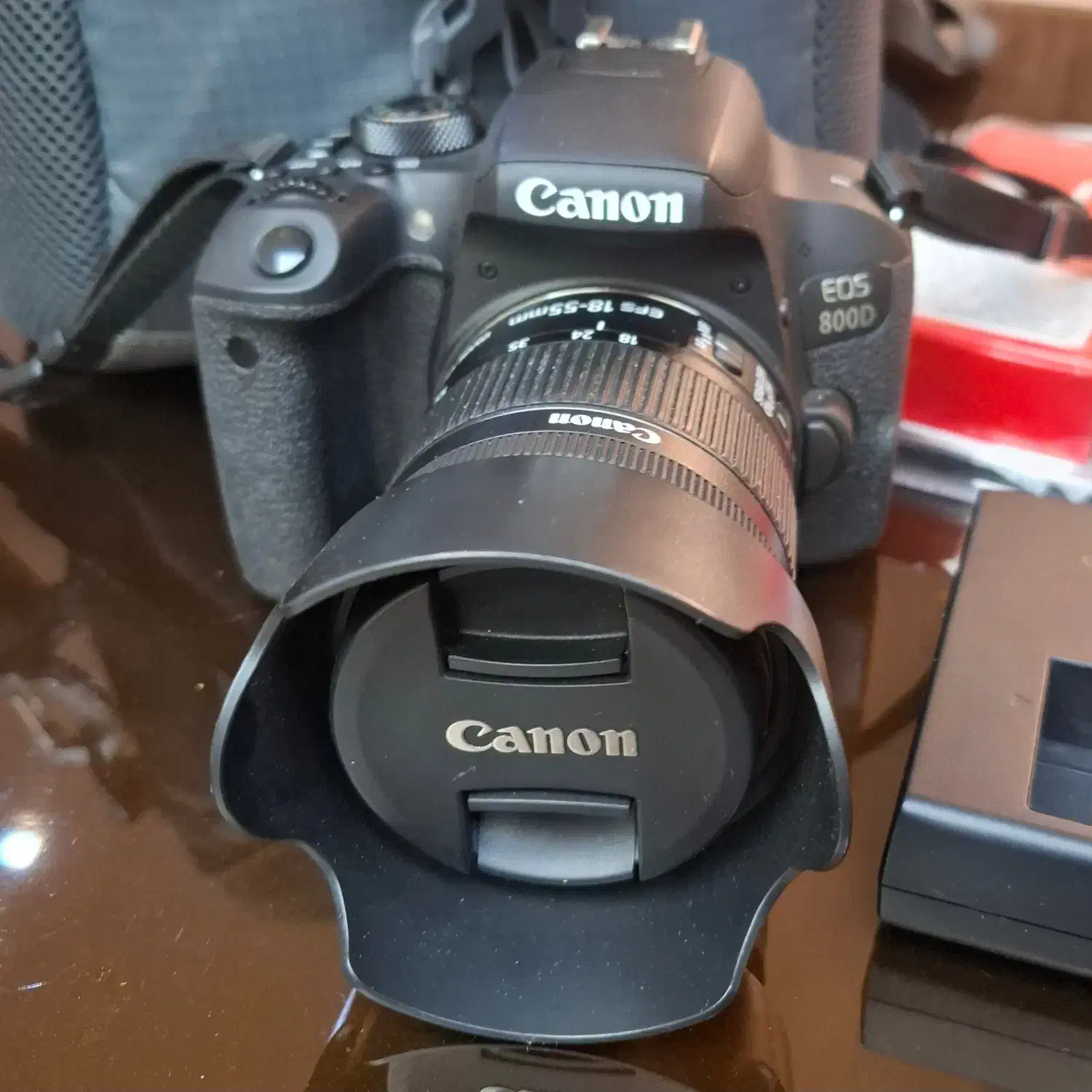Canon 800D / فقط ۳۰۰۰ شات / همراه کیف و لوازم کامل|دوربین عکاسی و فیلم‌برداری|اصفهان, تیران|دیوار