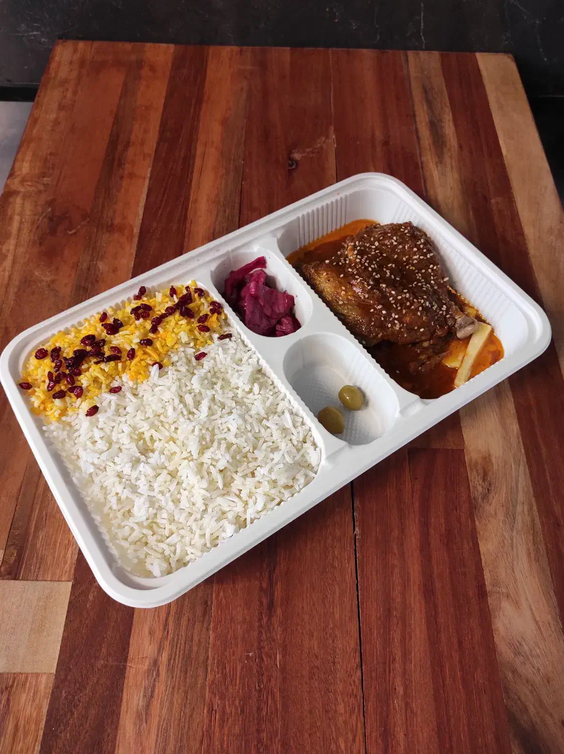 غذای روز در آشپزخانه کنجد فقط 110 تومان|خدمات پذیرایی، مراسم|گرگان, |دیوار