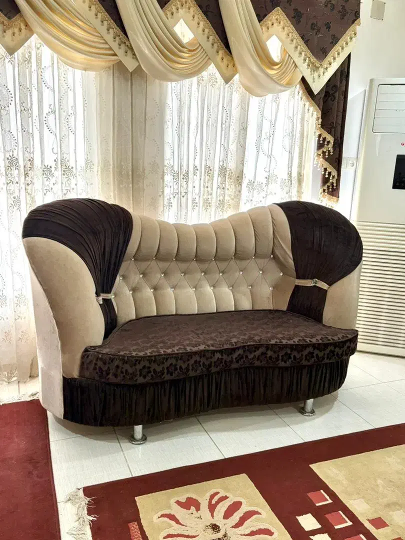 مبل ۷ نفره و میز تلویزیون|مبلمان خانگی و میز عسلی|اهرم, |دیوار