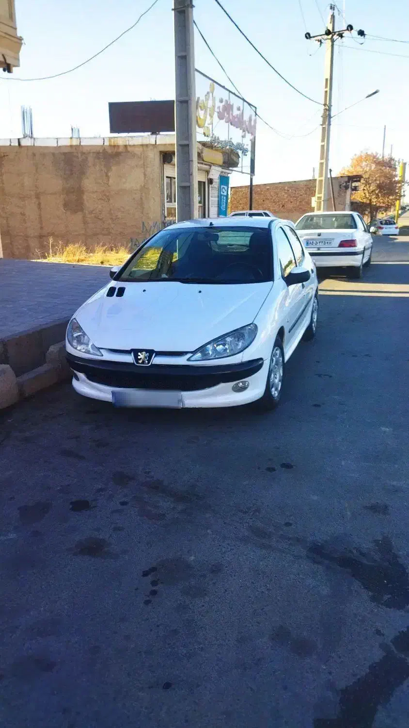 پژو ۲۰۶مدل۱۳۸۸ دور رنگ|خودرو سواری و وانت|صائین قلعه, |دیوار