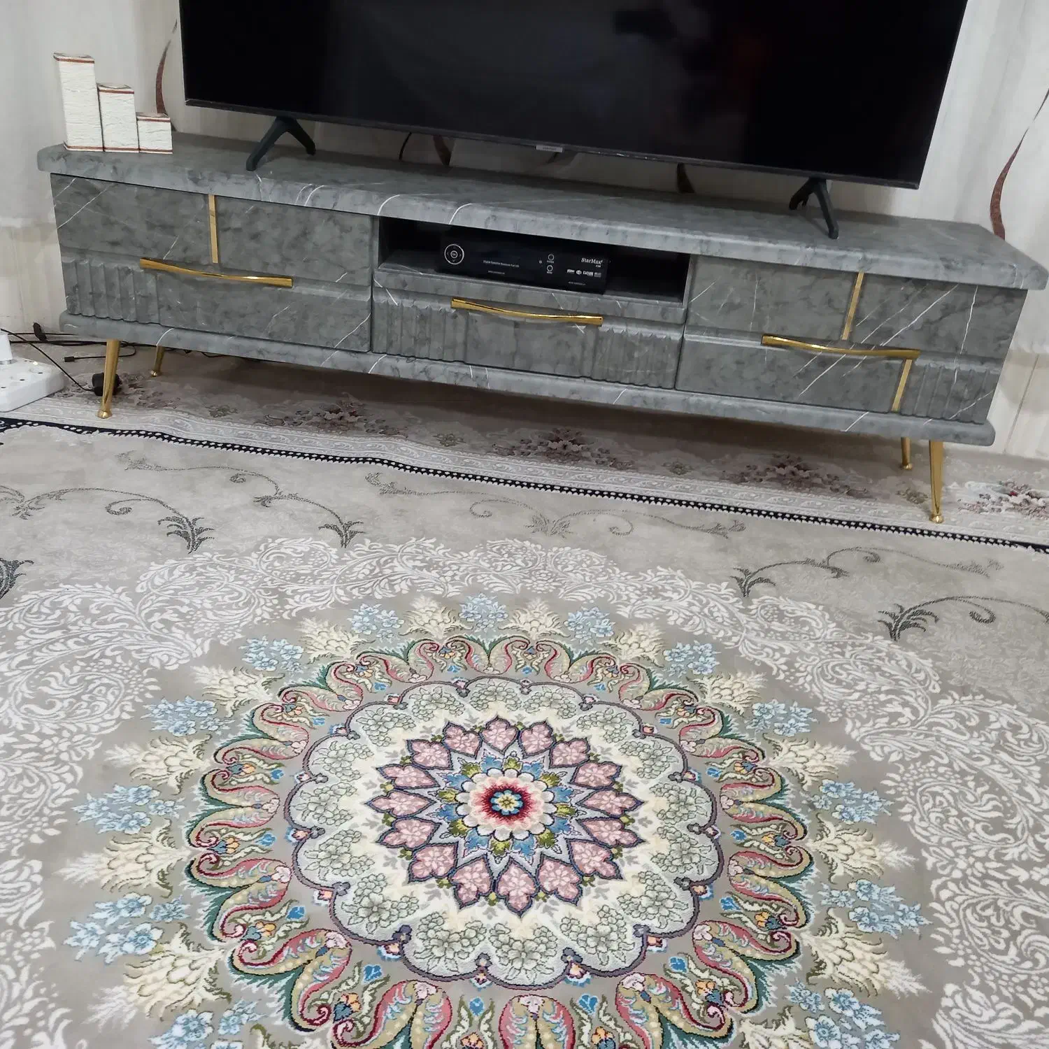 آینه و کنسول|بوفه، ویترین، کنسول|کرمانشاه, |دیوار