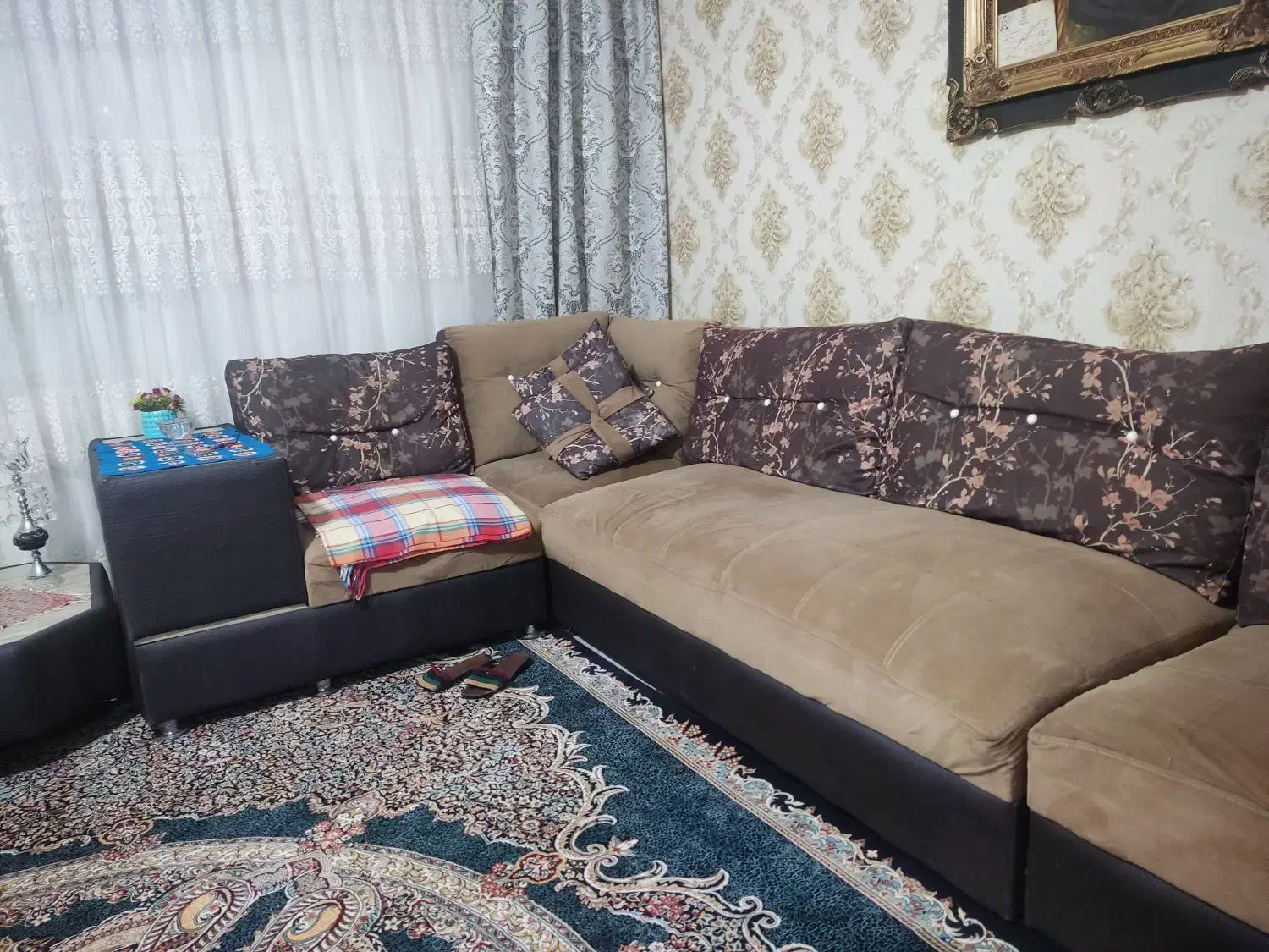 مبل ویداس|مبلمان خانگی و میز عسلی|گلبهار, شهر جدید گلبهار|دیوار