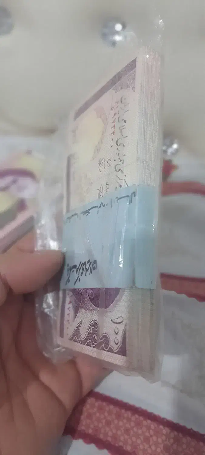 رول بانک ۱۰۰ ریالی|کلکسیون سکه، تمبر، اسکناس|تهران, خواجه نظام الملک|دیوار