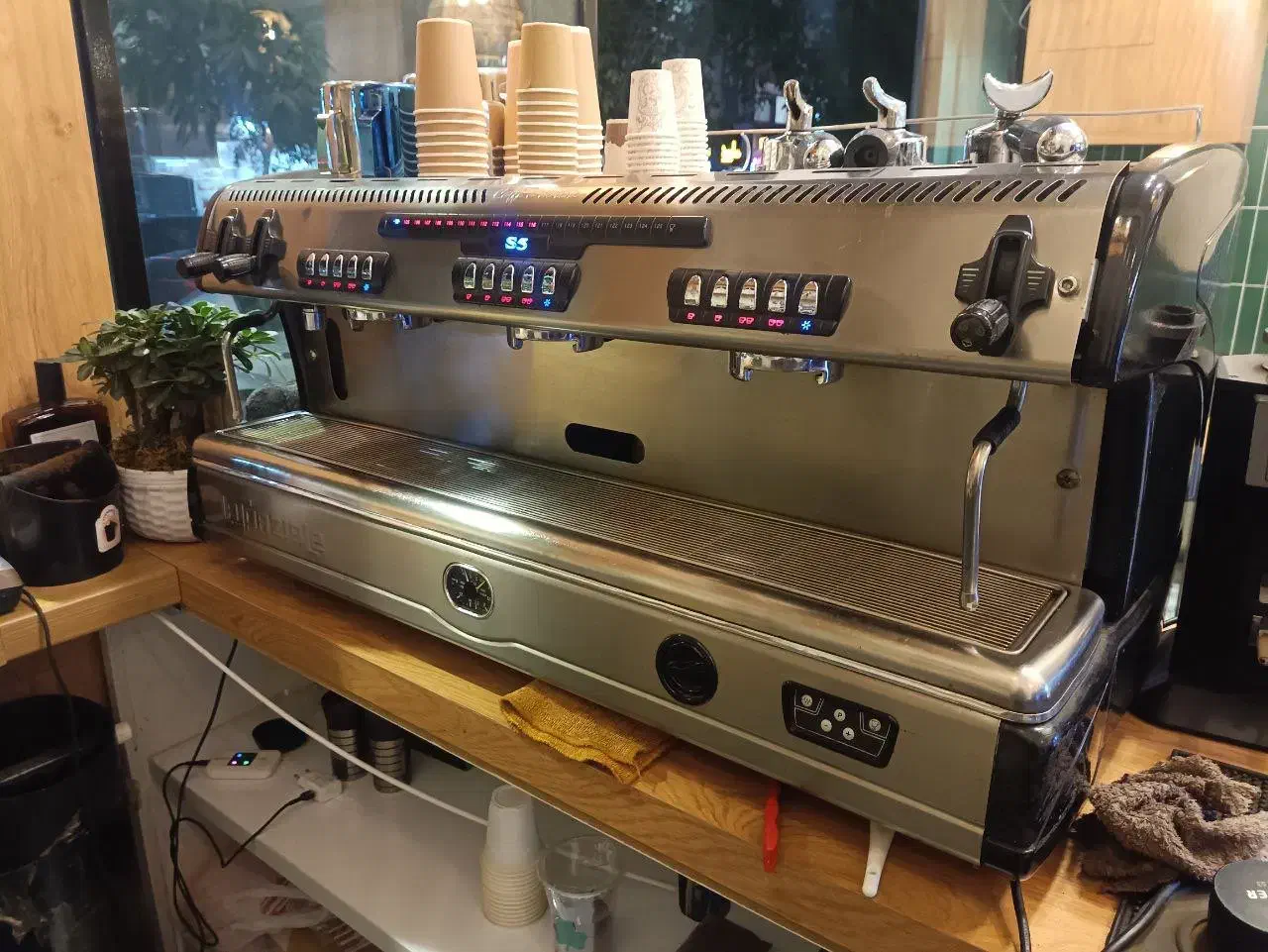 اسپرسوساز ۳ گروپ ایتالیایی لاسپازیاله اس ۵ تک فاز|کافیشاپ و رستوران|ساری, |دیوار