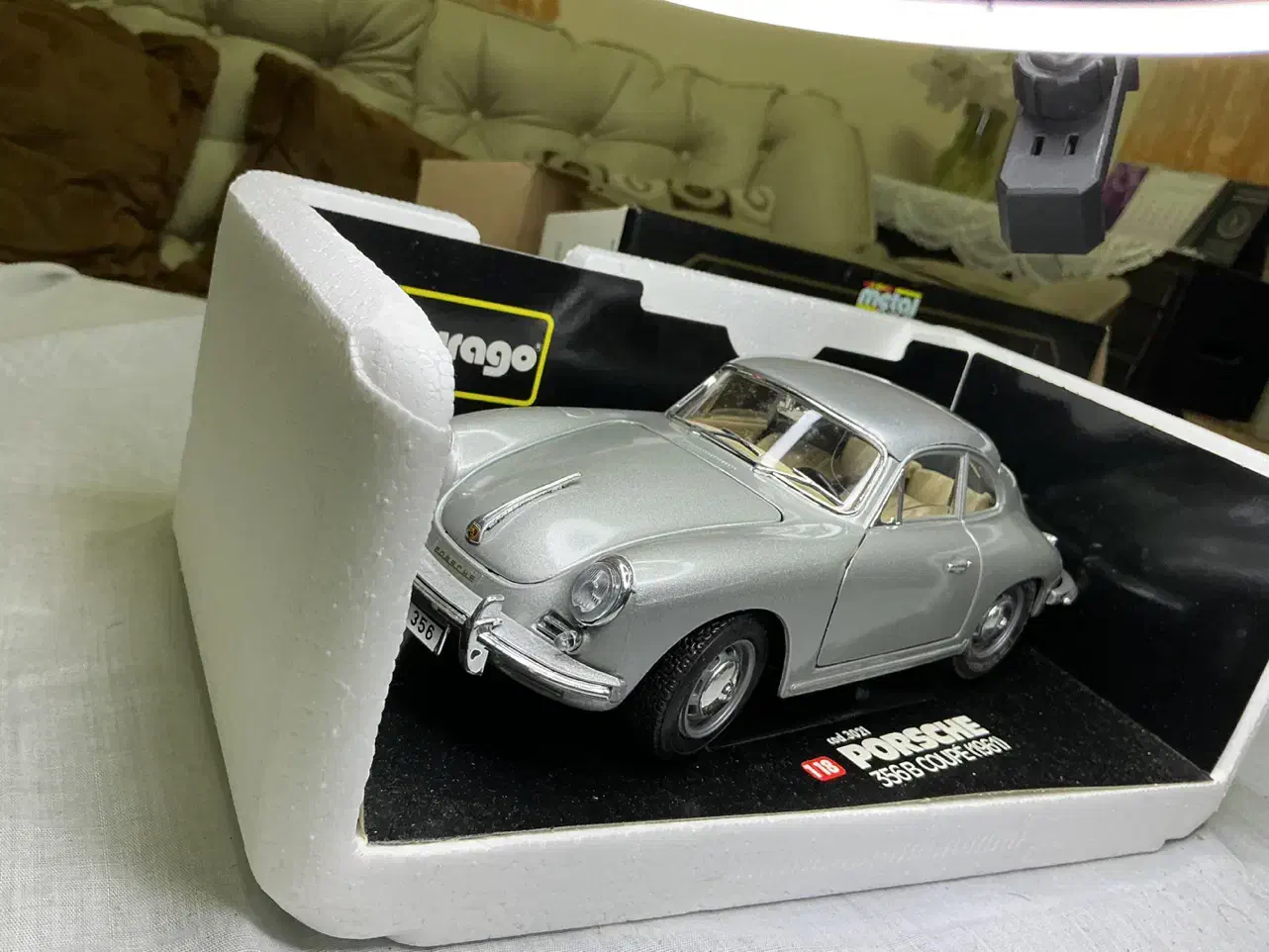 Bburago Porsche 356 coupe 1961|کلکسیون و سرگرمی|بندر انزلی, عباس آباد|دیوار