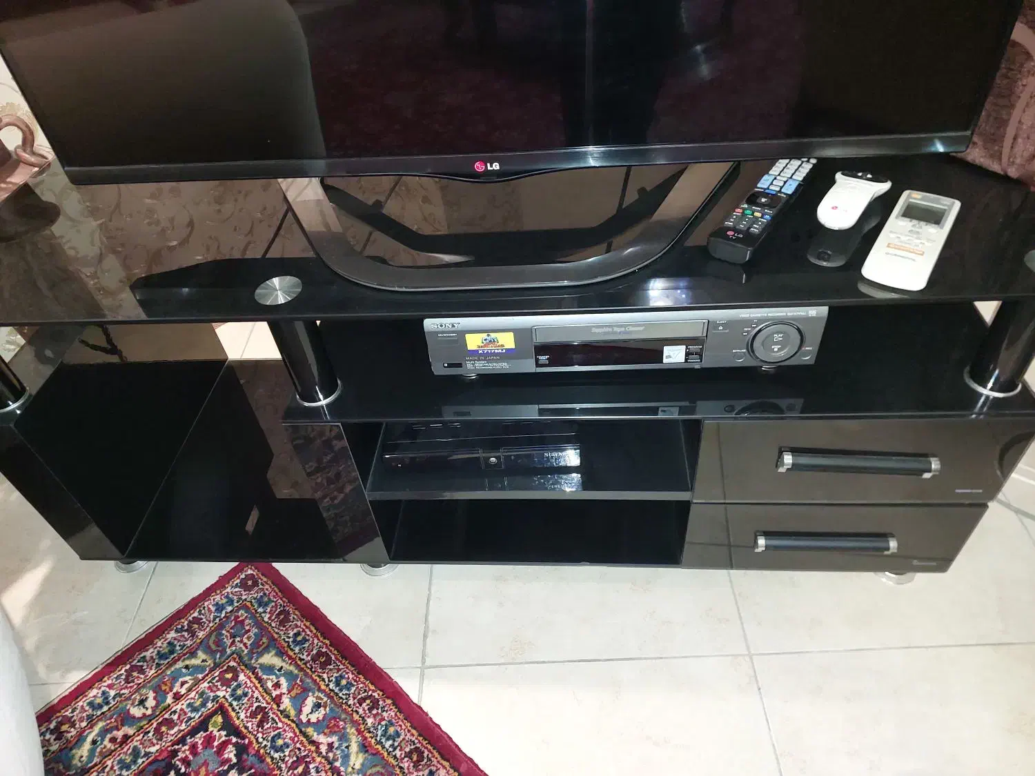 میز تلویزیون|میز تلویزیون|رشت, رودباری|دیوار