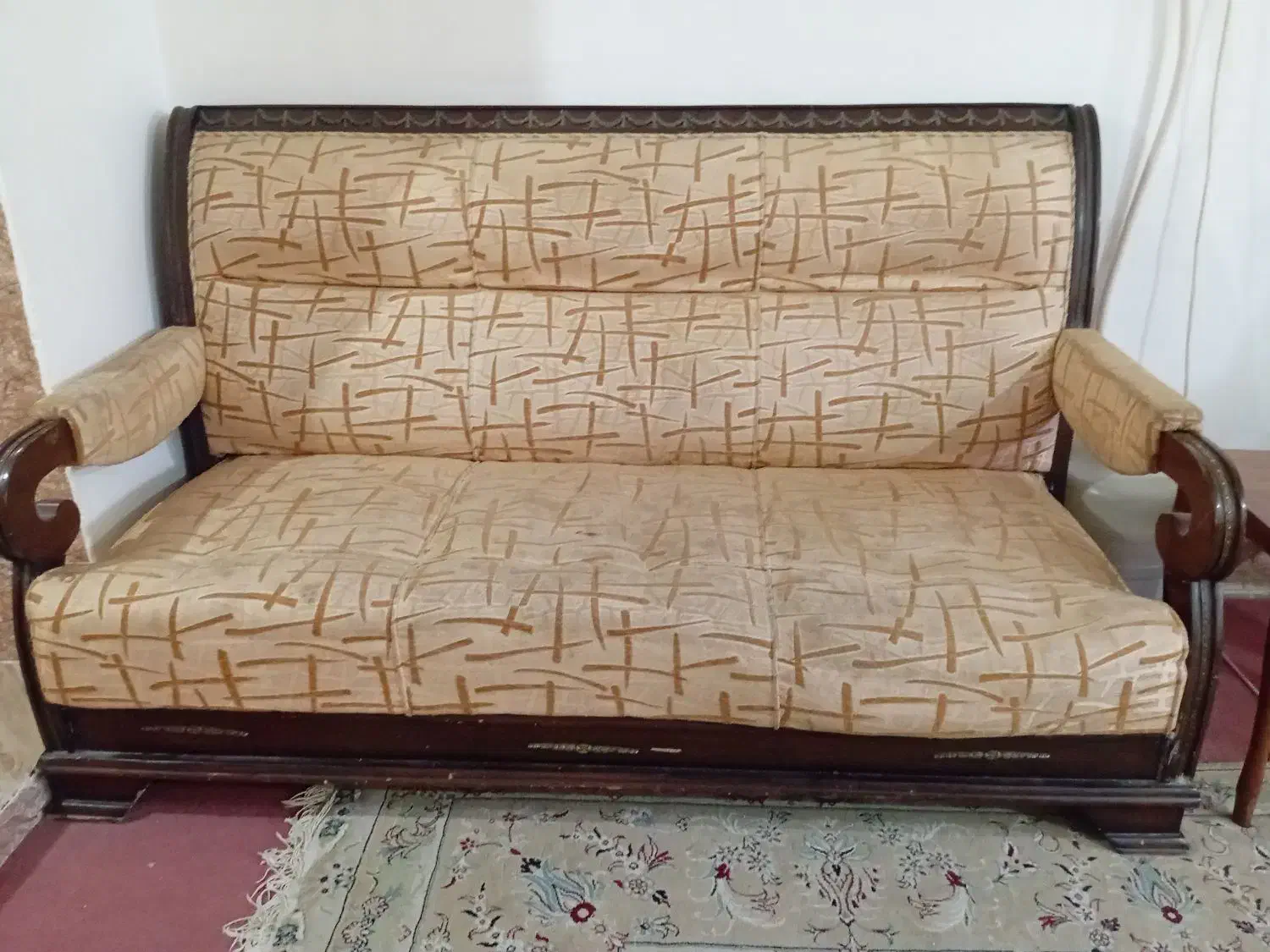 مبل ۷نفره|مبلمان خانگی و میز عسلی|بهبهان, |دیوار