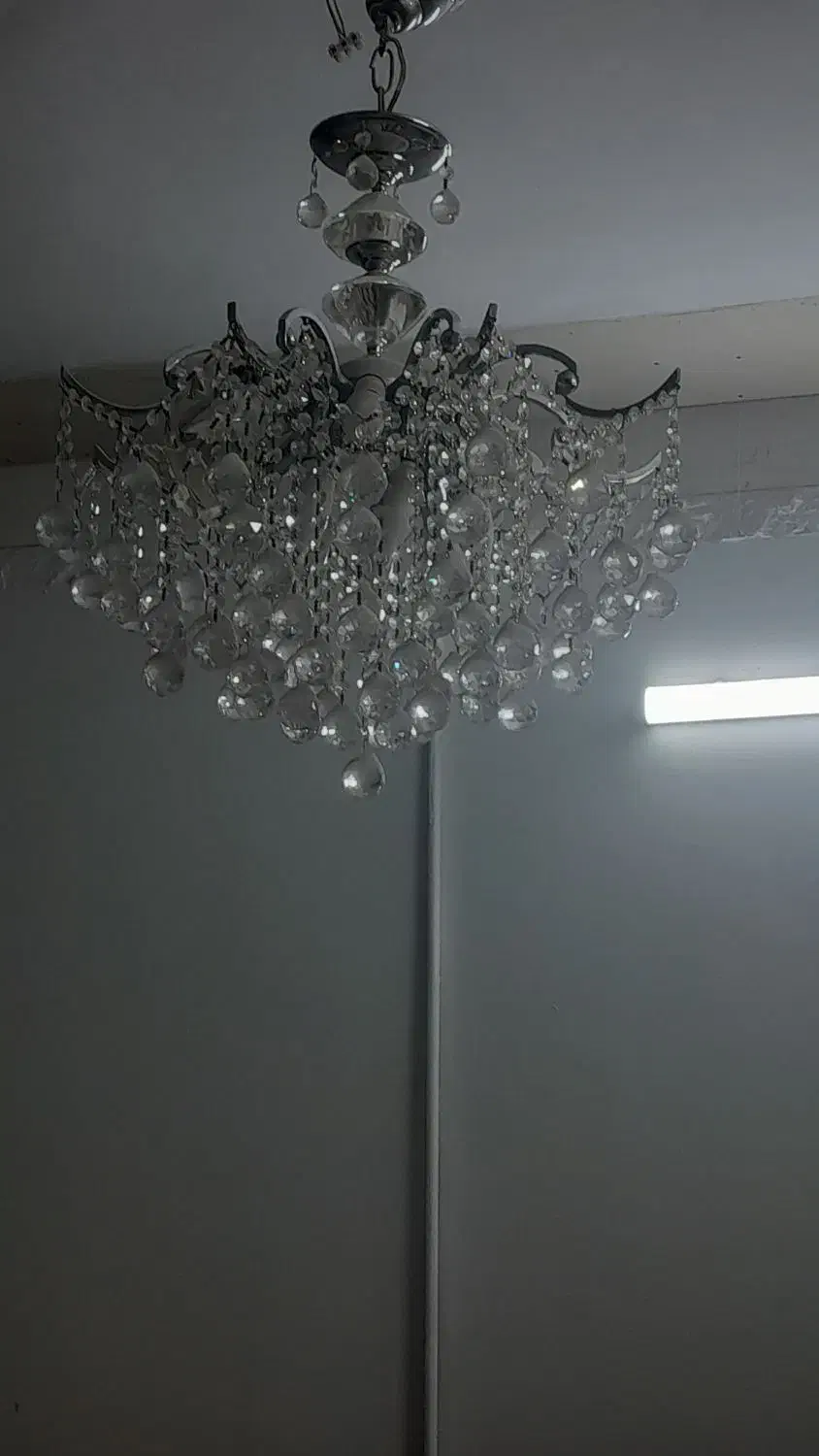 لوستر کریستال|لوستر و چراغ آویز|یزد, |دیوار