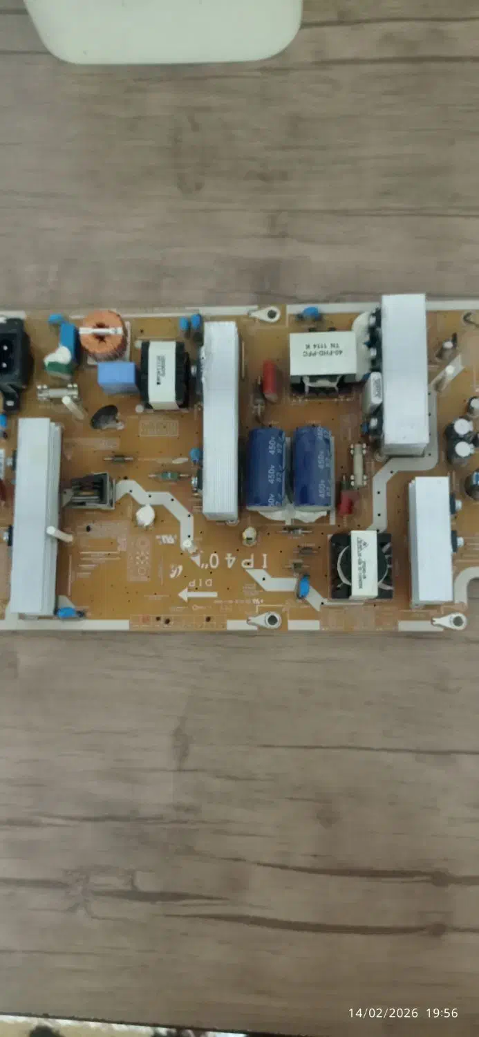 برد ال سی دی|قطعات و لوازم جانبی رایانه|شاهین‌شهر, شهرک گلدیس|دیوار