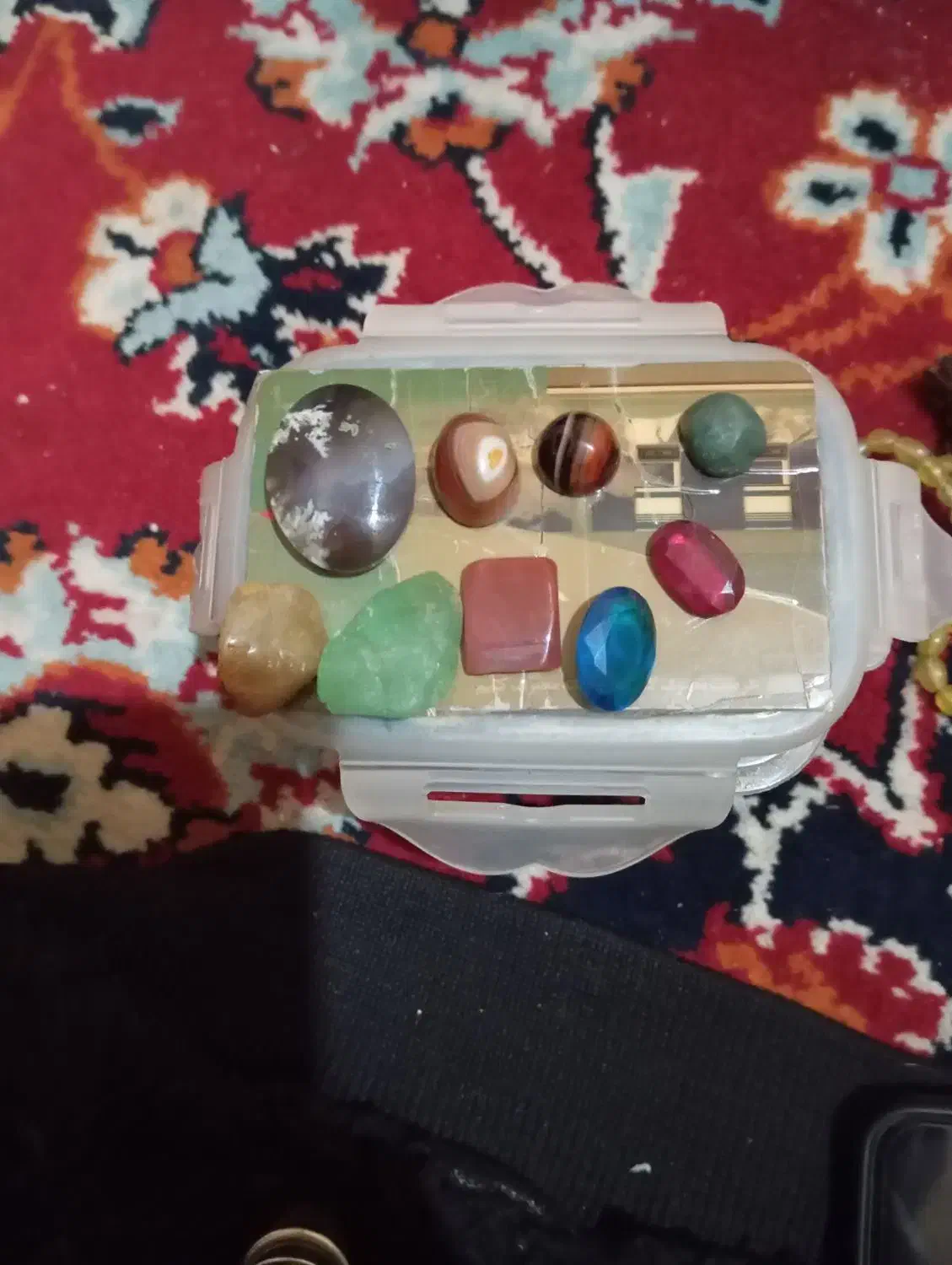 سنگ قیمتی|جواهرات|برخوار, |دیوار