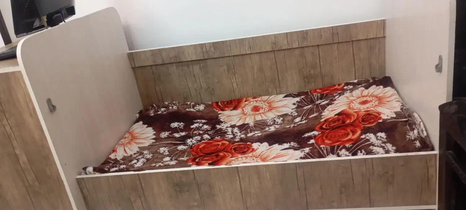 فروش تخت کودک|تخت و صندلی بچه|اصفهان, جلالیه|دیوار