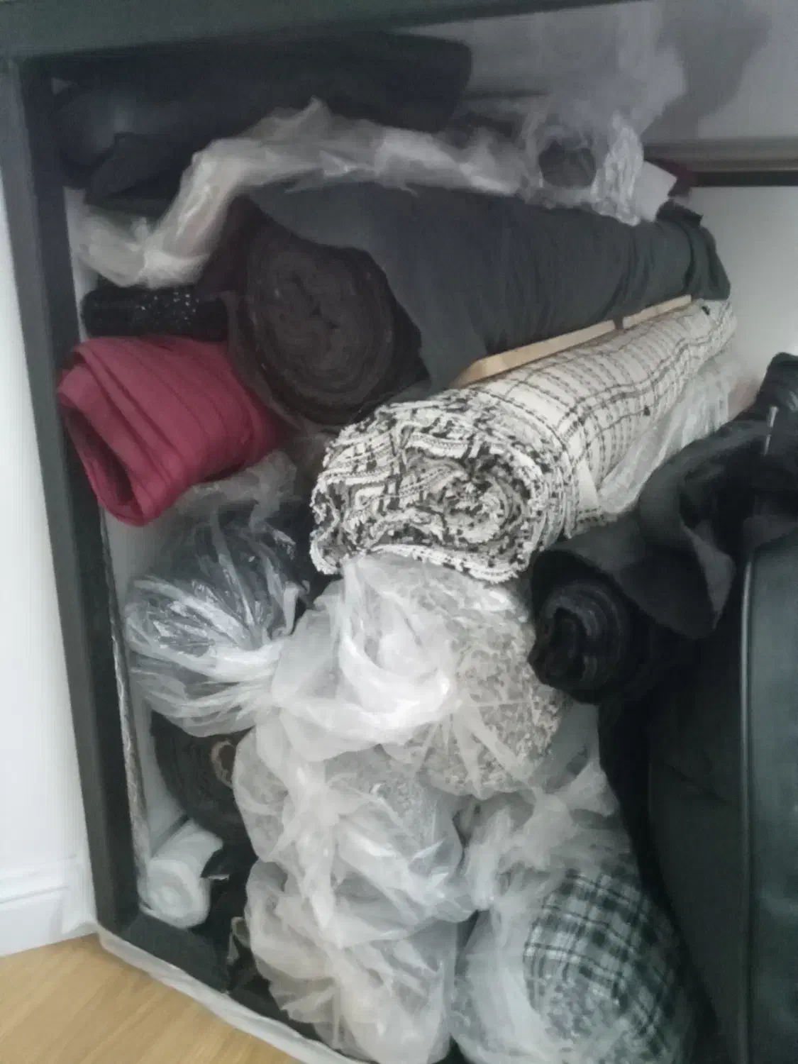 پارچه عالی مناسب مزون.دامن،جلیقه،پیراهن باقیمت قبل|لوازم خیاطی و بافتنی|تهران, دارآباد|دیوار