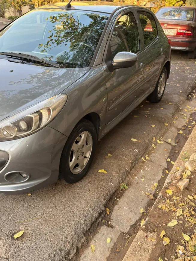 پژو ۲۰۷ سقف فلز دنده ۱۳۹۶ بدون رنگ|خودرو سواری و وانت|تهران, شهرک غرب|دیوار