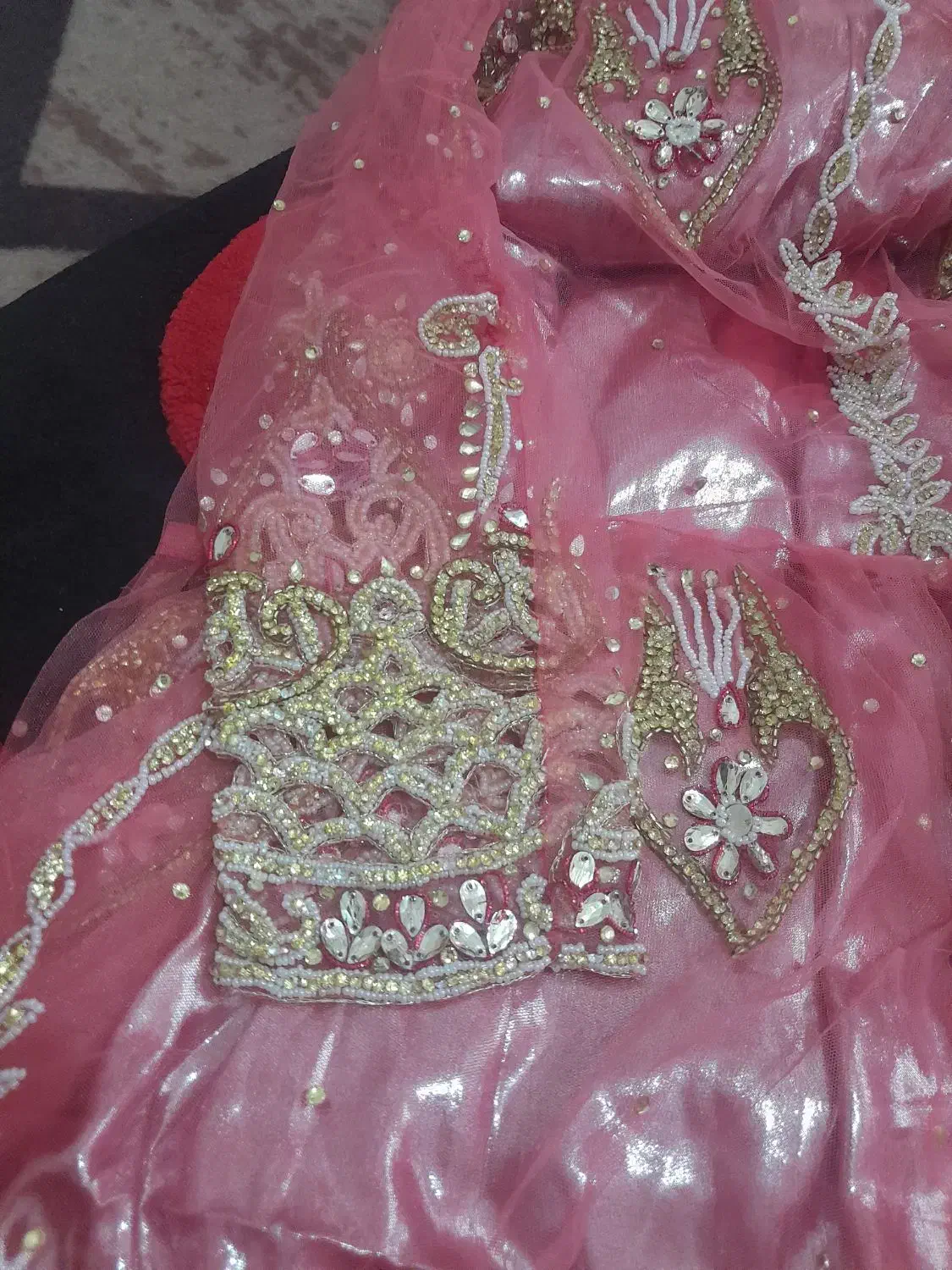 لباس سقزی|لباس|سنندج, |دیوار