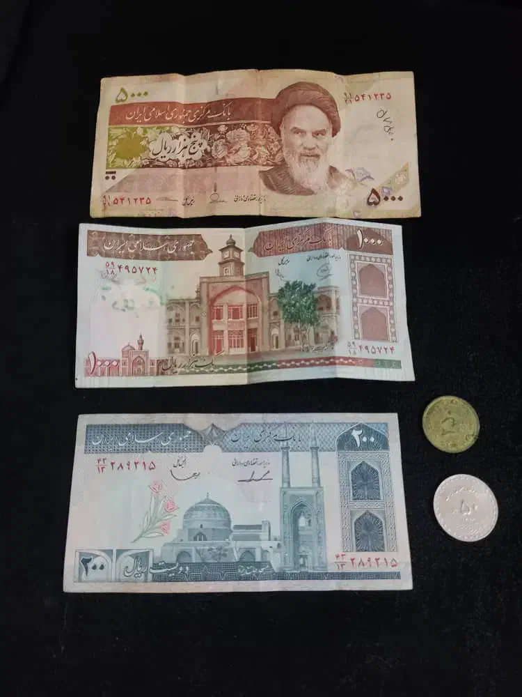 کلکسیونی اسکناس و سکه قدیمی|کلکسیون سکه، تمبر، اسکناس|اهواز, کوی باهنر|دیوار