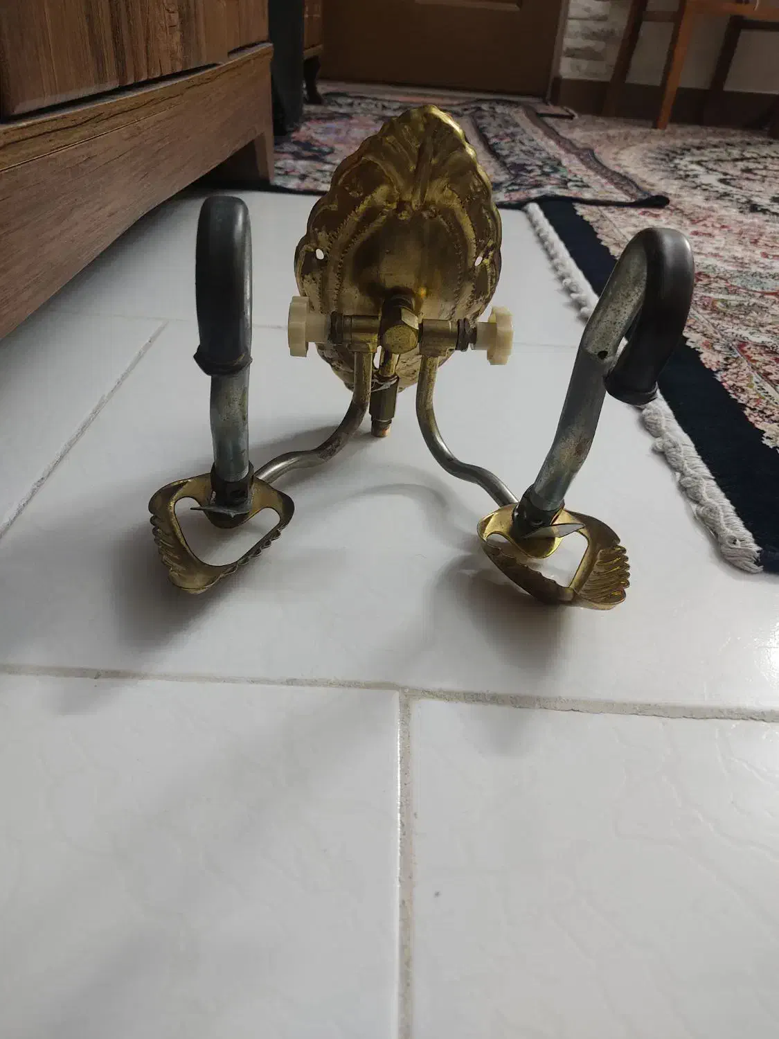 روشنایی گازی|لوستر و چراغ آویز|اسلام‌شهر, شهرک قائمیه|دیوار