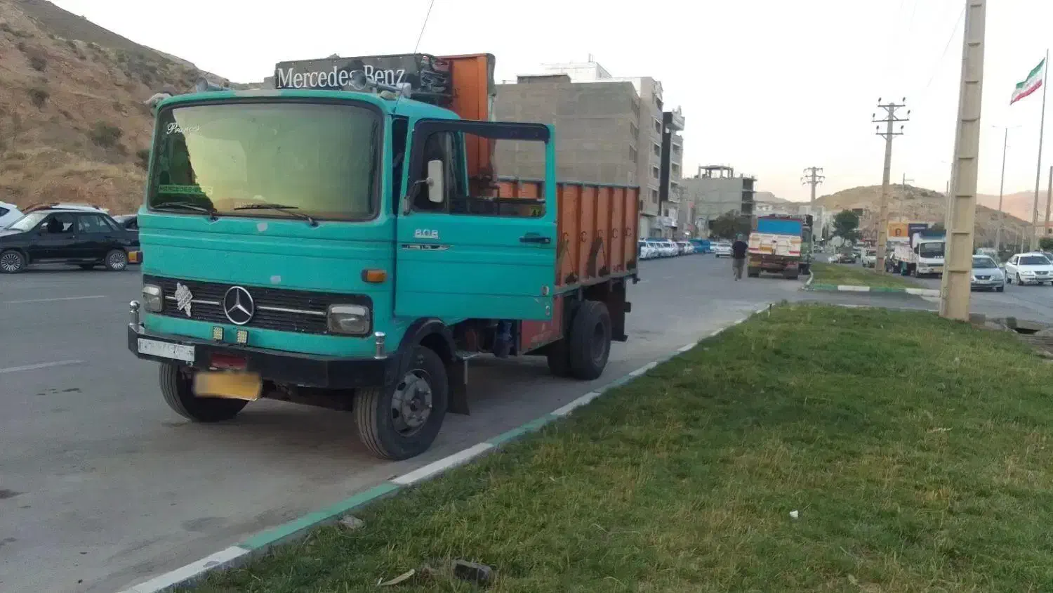 خاور بنز ۸۰۸ زیر بندی ۸۱۳مدل ۱۳۵۳|خودرو سنگین|خلیفان, |دیوار