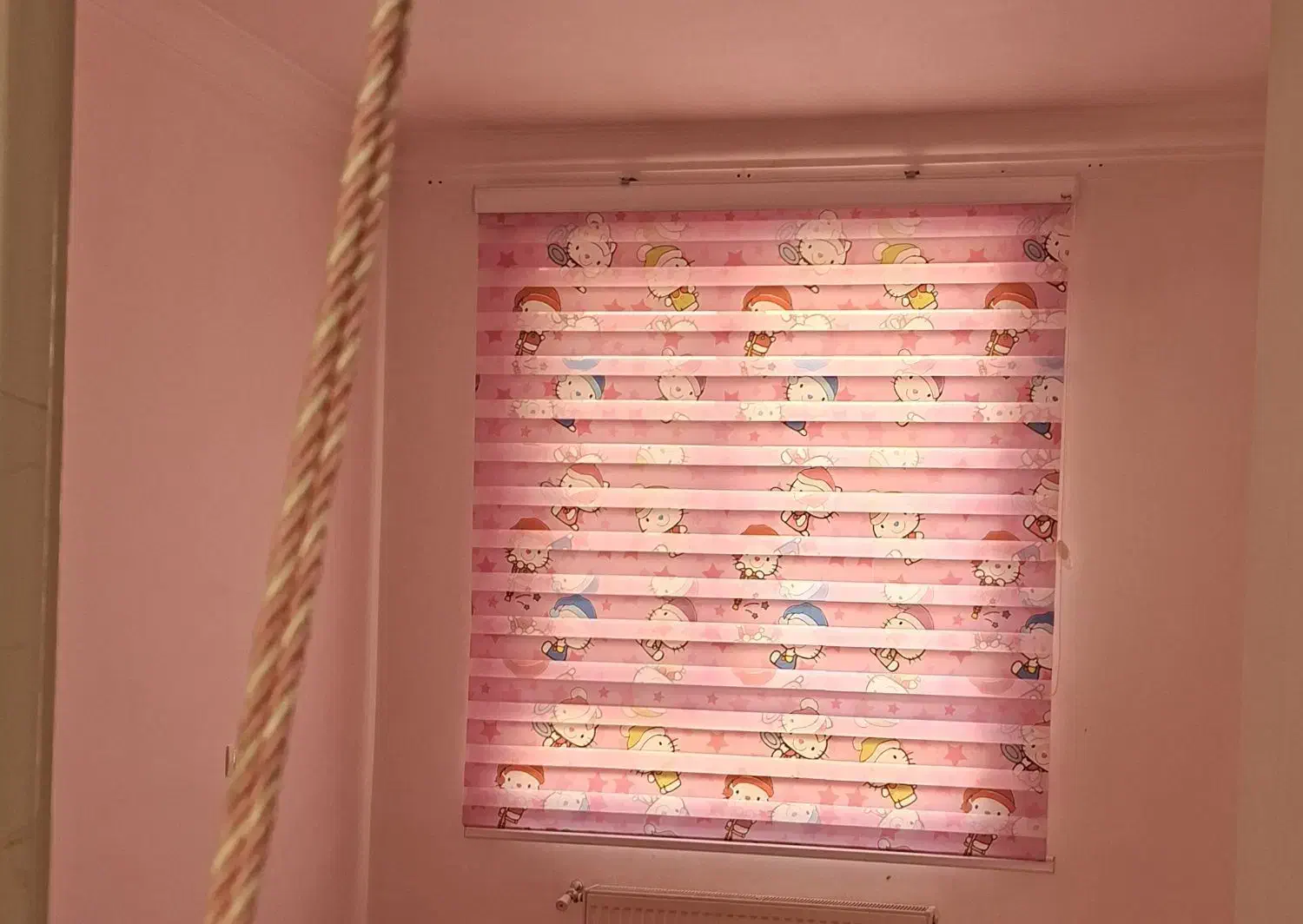 پرده زبرا اتاق کودک صورتی|پرده، رانر، رومیزی|بروجرد, |دیوار