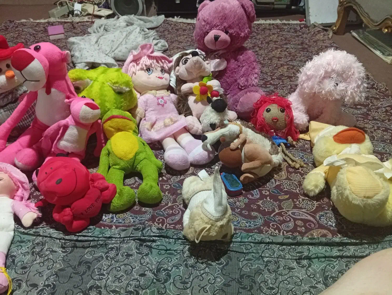 تعدادی عروسک با هم به قیمت 800تومان|اسباببازی بچه|رشت, یخسازی|دیوار