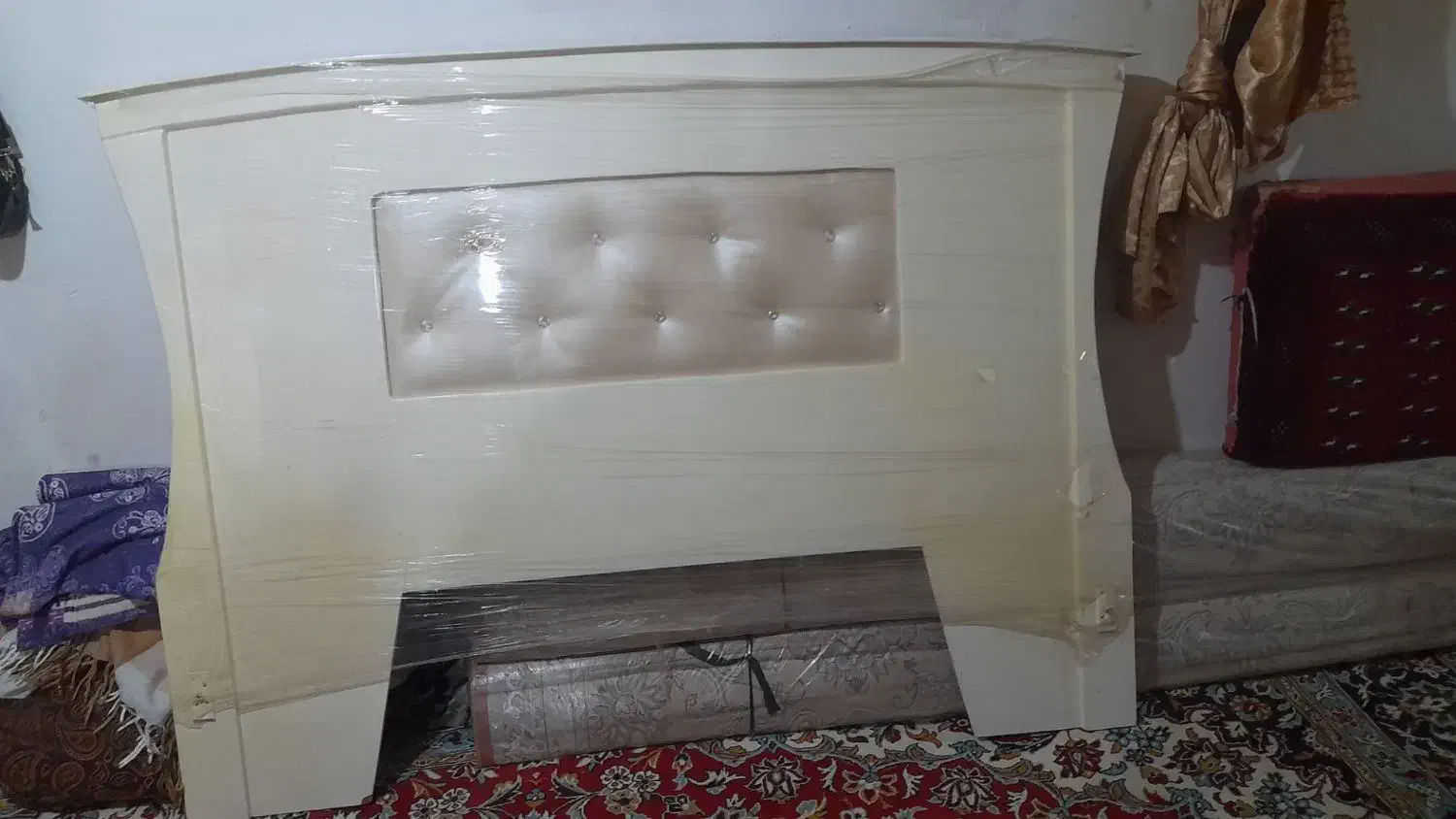 سرویس چوب|تخت و سرویس خواب|تربتحیدریه, رضاشهر|دیوار