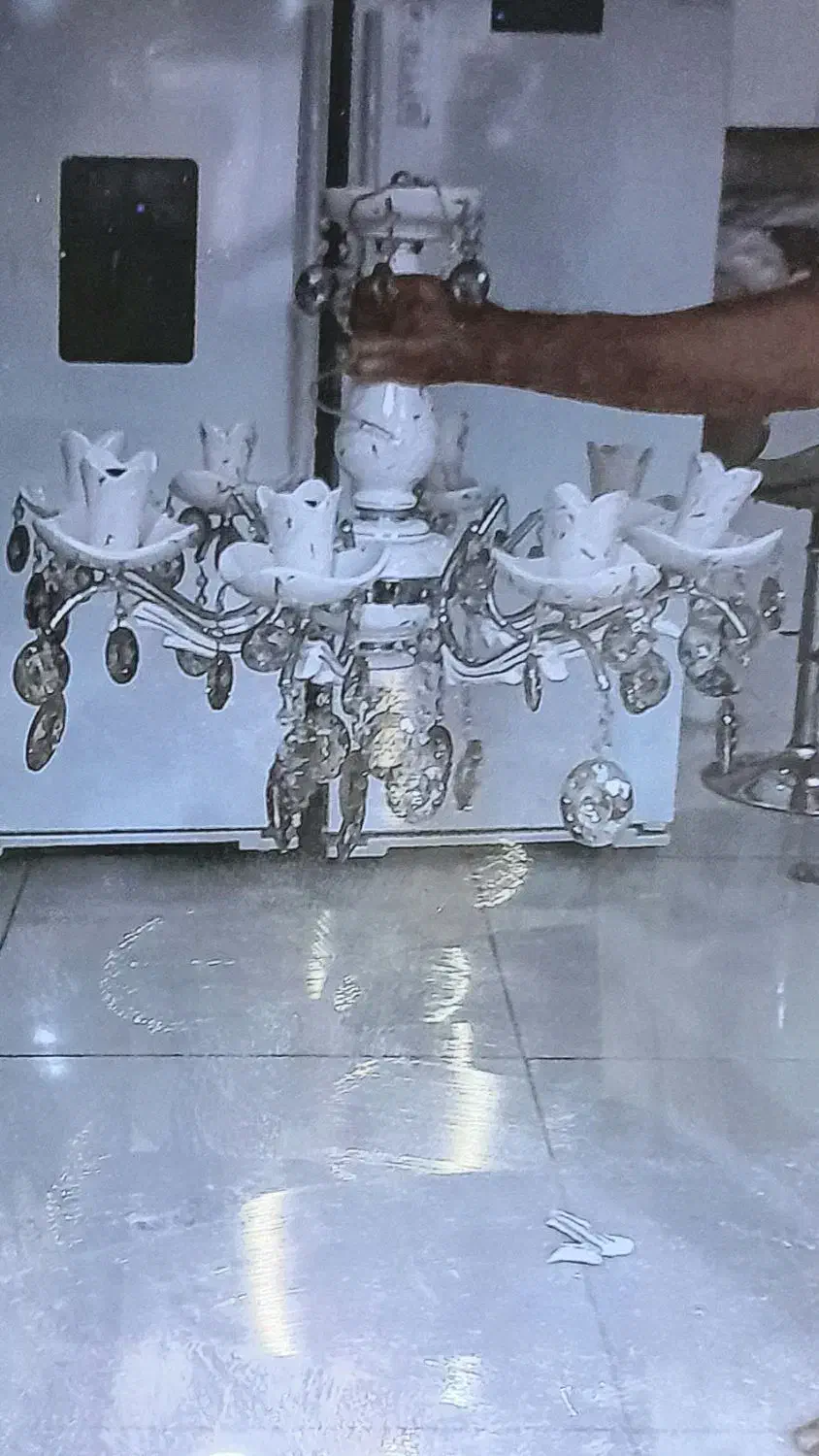 روشنایی ونور|لوستر و چراغ آویز|اندیشه, اندیشه فاز ۱|دیوار