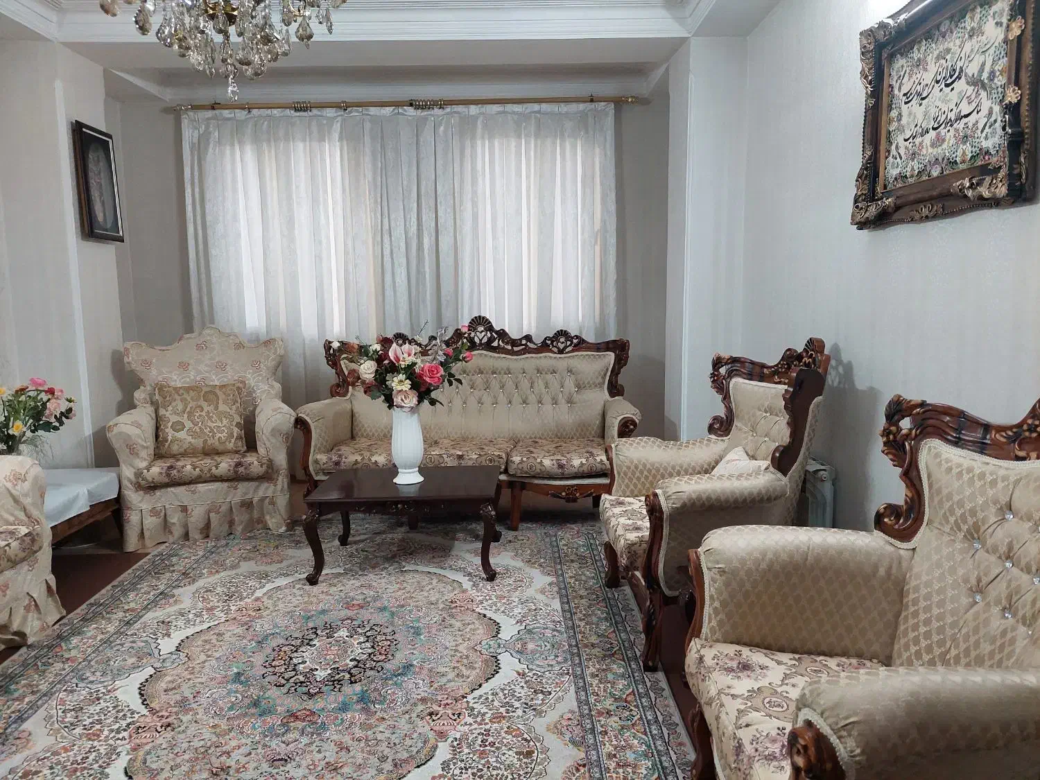 مبل سلطنتی ۹نفره همراه کاور|مبلمان خانگی و میز عسلی|رباط‌کریم, رباط‌کریم|دیوار