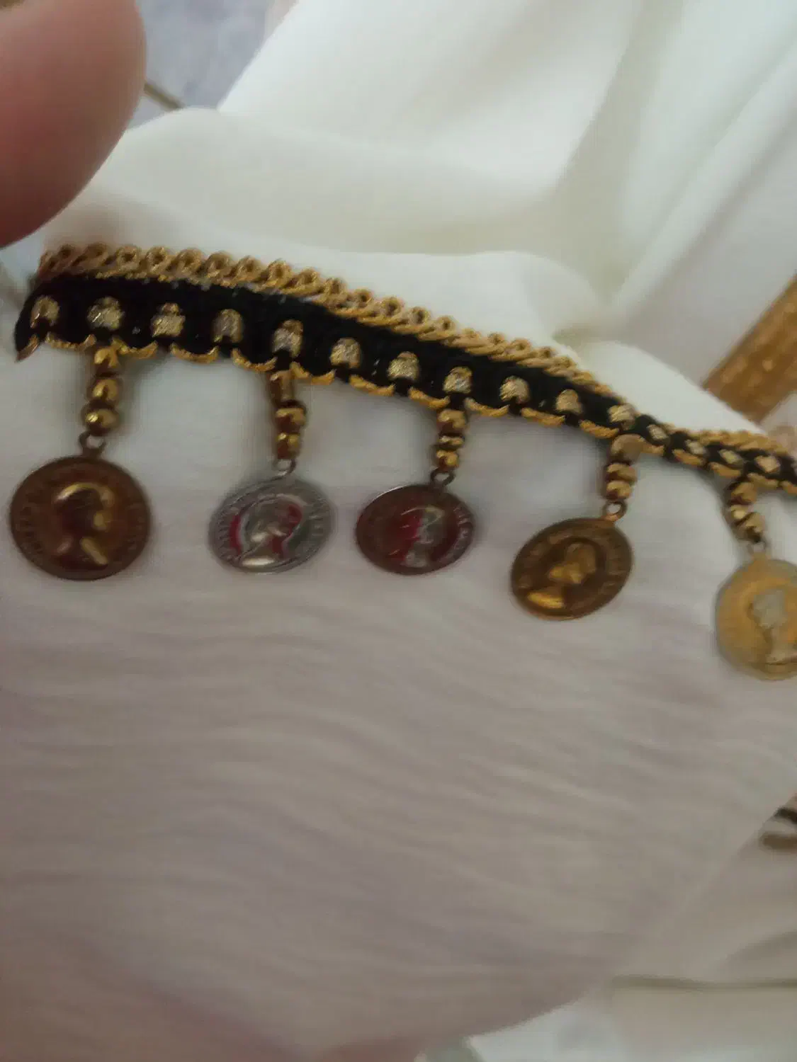 مانتو نو فقط یع بار پوشیده شده|لباس|کاشان, کارگر|دیوار