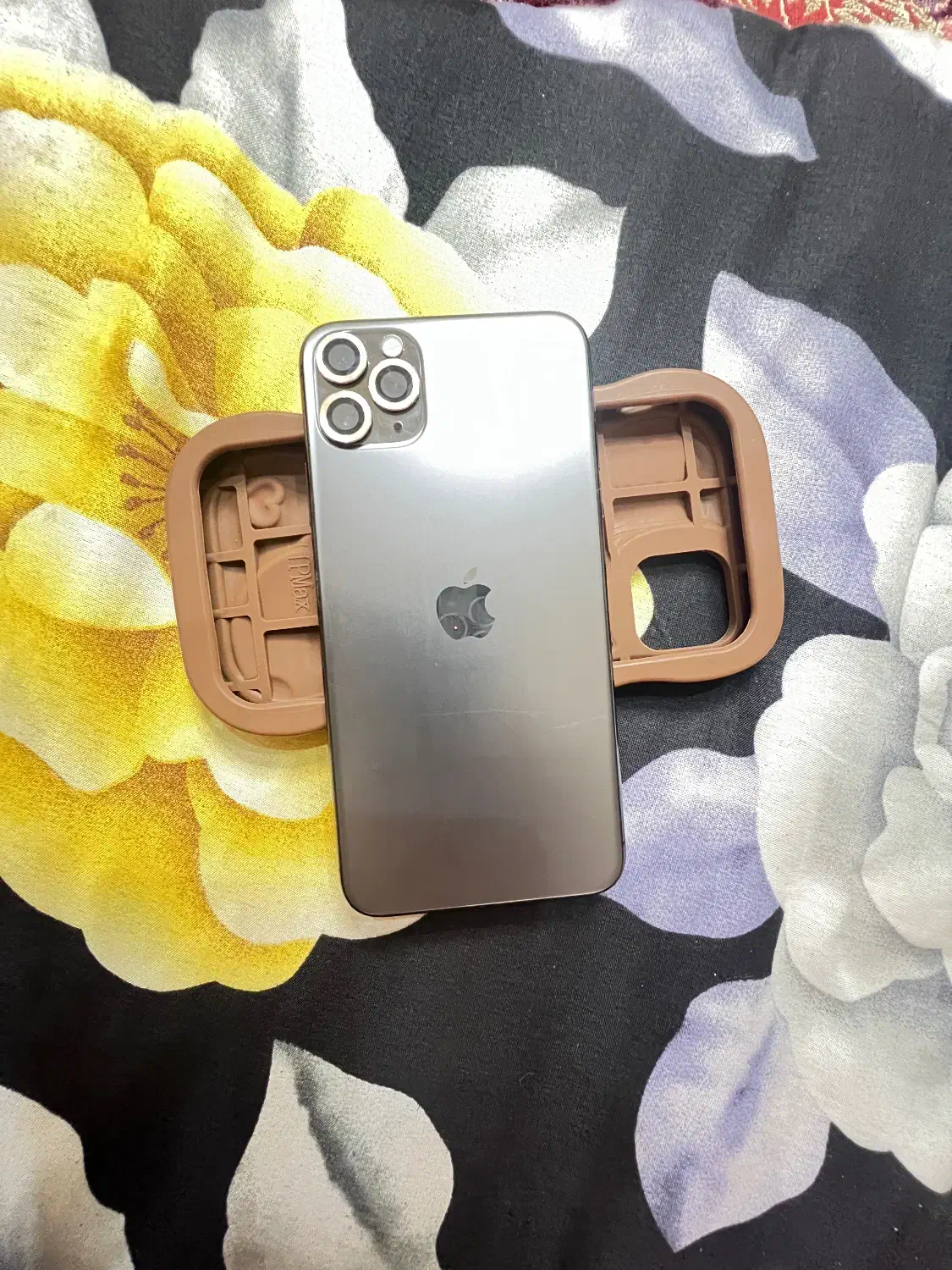 ایفن ۱۱پرومکس ۲۵۶ دو سیمکارت|موبایل|لنگرود, |دیوار