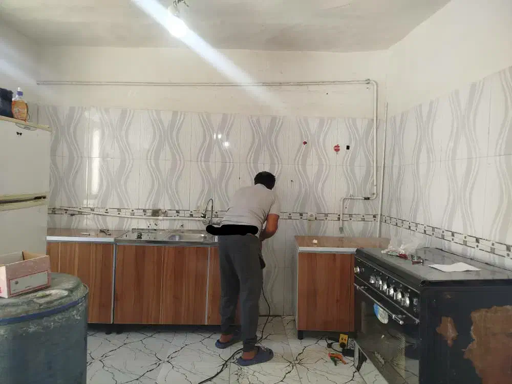 نصاب کابینت ممبران پیش ساخته فلز|خدمات پیشه و مهارت|بم, |دیوار