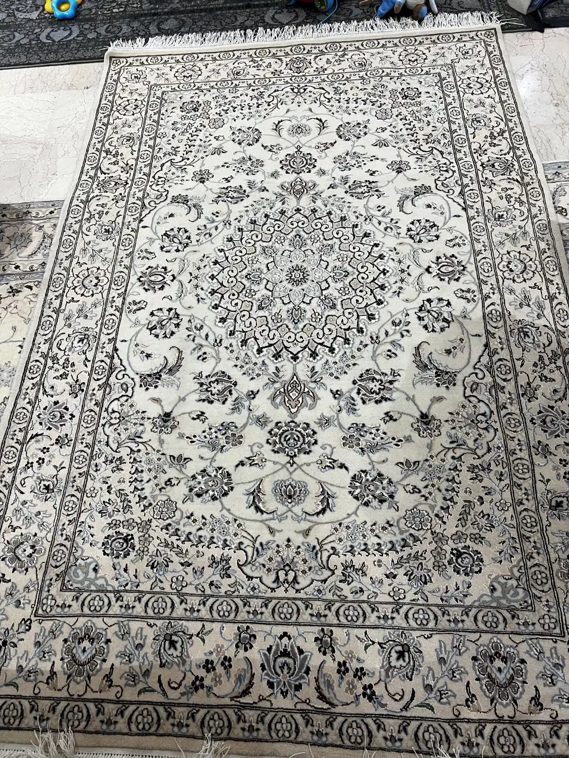 فرش دستباف نایین پرده ای 4متری نو|فرش|ری, شهادت|دیوار