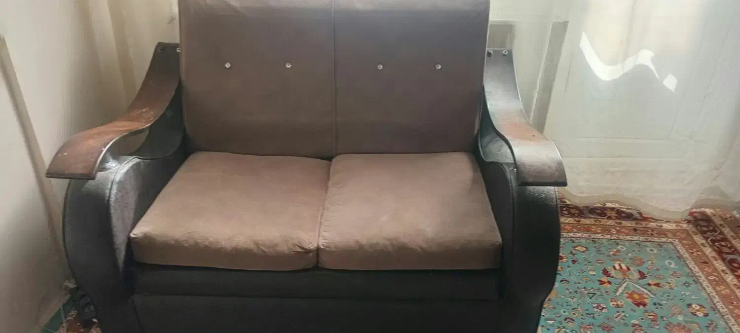 مبل راحتی|مبلمان خانگی و میز عسلی|گلبهار, شهر جدید گلبهار|دیوار