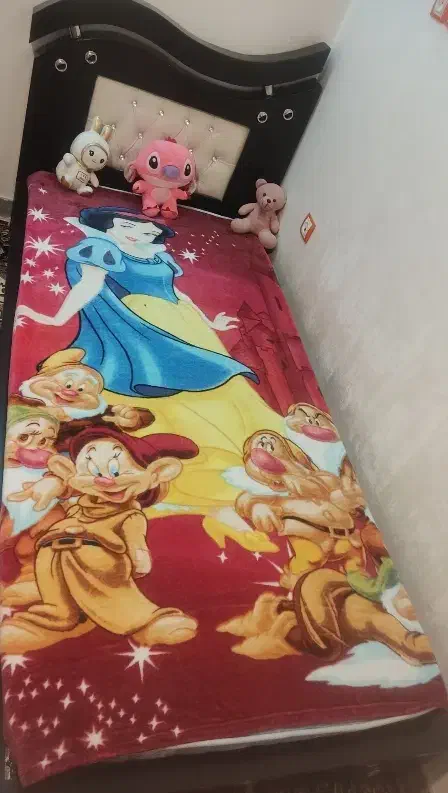 تخت|تخت و سرویس خواب|بروجرد, |دیوار