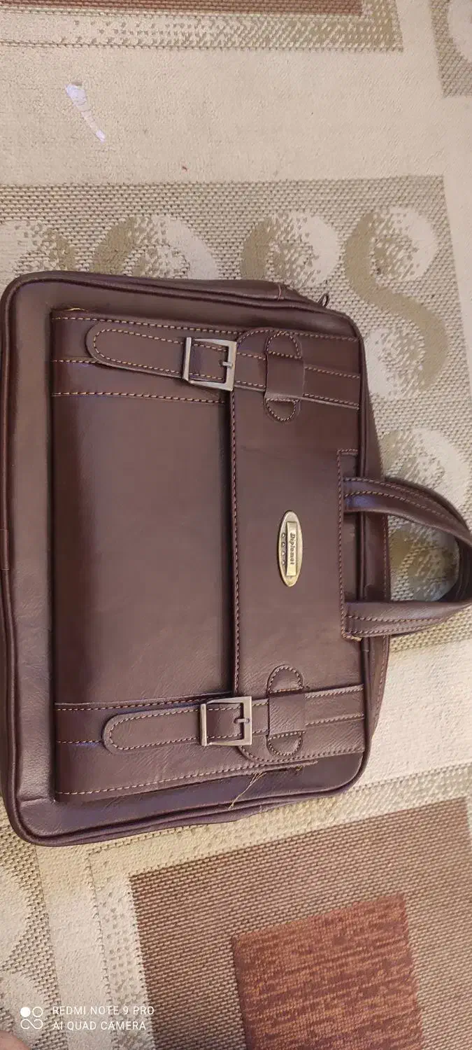 کیف های اداری یا کیف های دانشجویی|کیف، کفش، کمربند|اصفهان, شهرک کاوه|دیوار