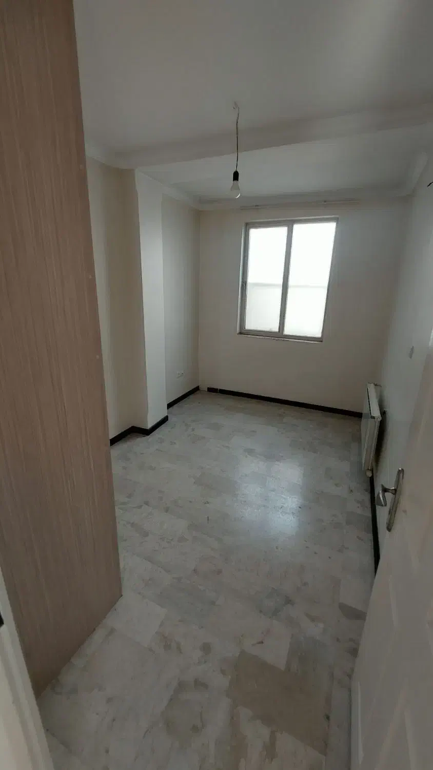 ۱۳۵متر ۳خواب ۹ ساله فول امکانات تک واحدی ط ۴