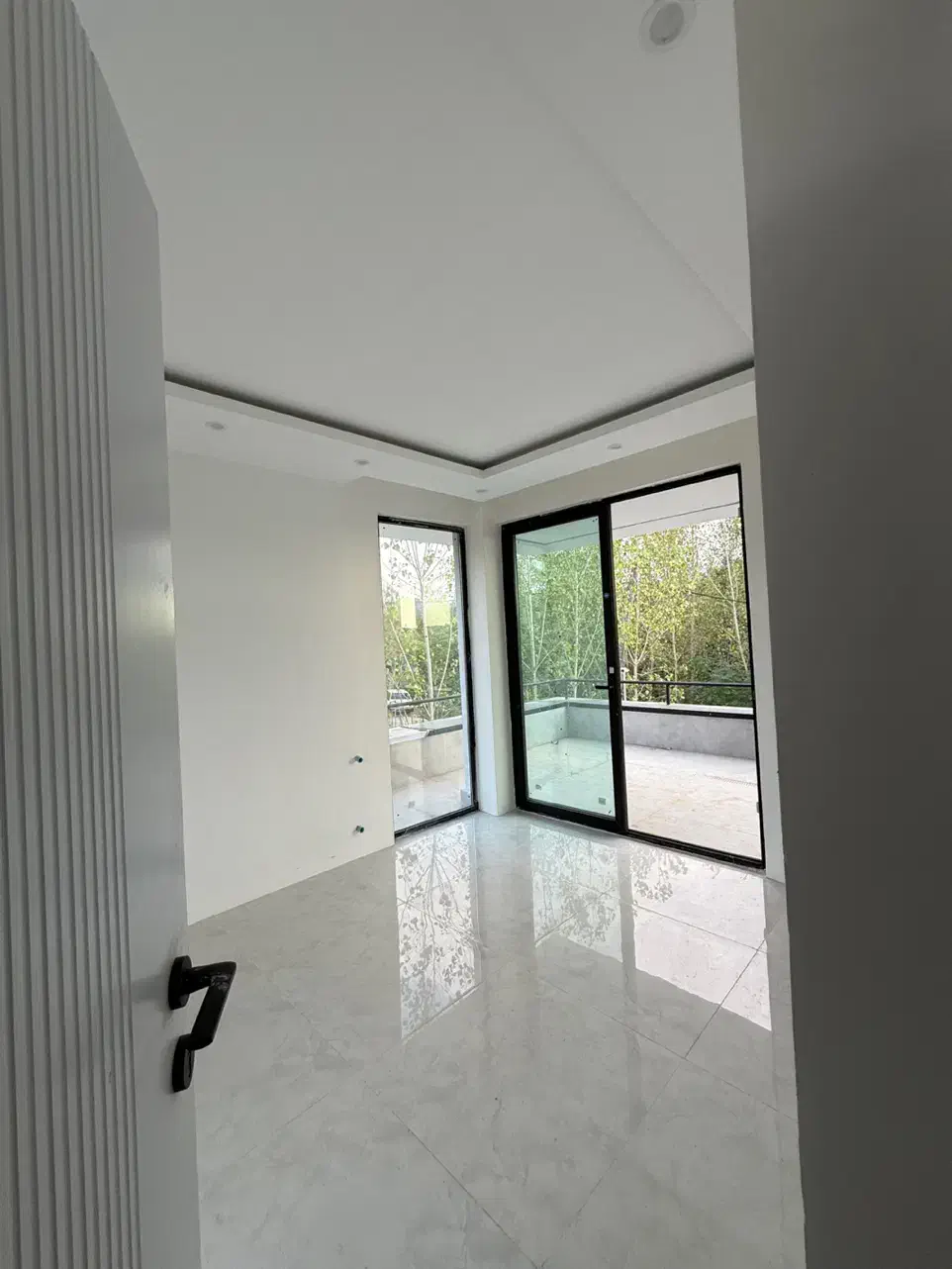 ویلا نوساز لاهیجان|فروش خانه و ویلا|لاهیجان, شقایق|دیوار