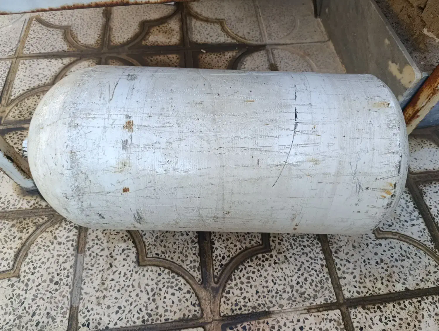 کپسول گاز|قطعات یدکی و لوازم جانبی|شیراز, سیاه سنگ|دیوار